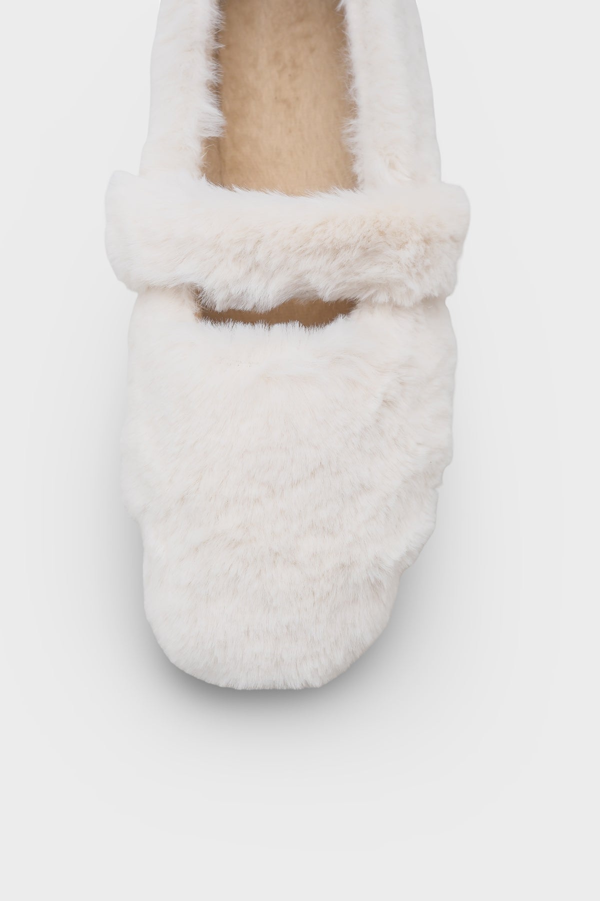 Nonah Kürk Kadın Babet