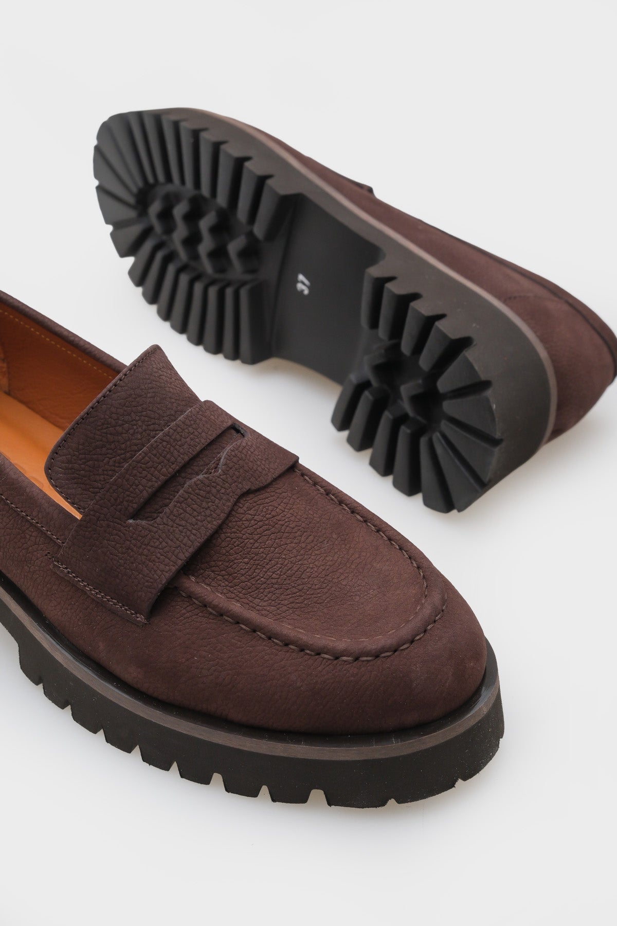 Mantar Tabanlı Deri Kadın Loafer