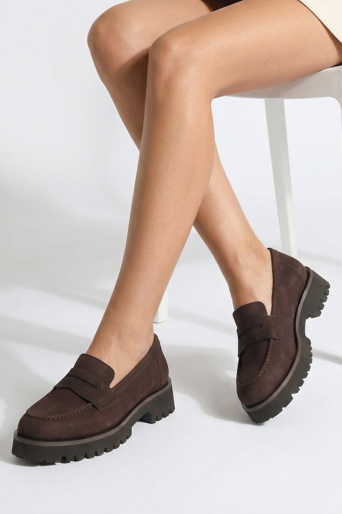 Mantar Tabanlı Deri Kadın Loafer