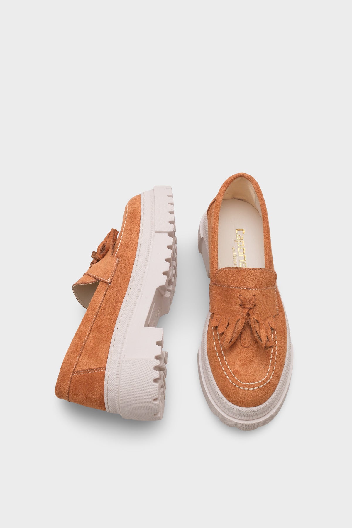 Ashlee Oval Burunlu Püsküllü Trak Tabanlı Süet Kadın Loafer