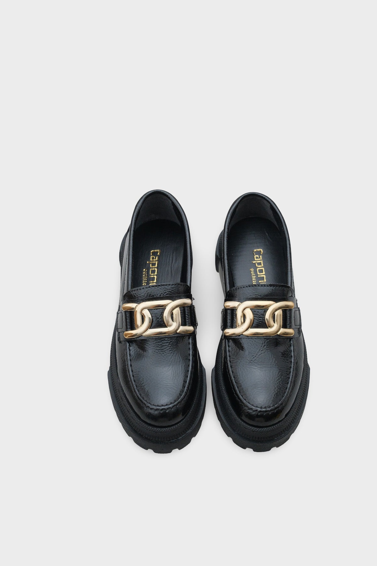 Meagan Oval Burunlu Metal Aksesuarlı Trak Tabanlı Kırışık Rugan Kadın Loafer