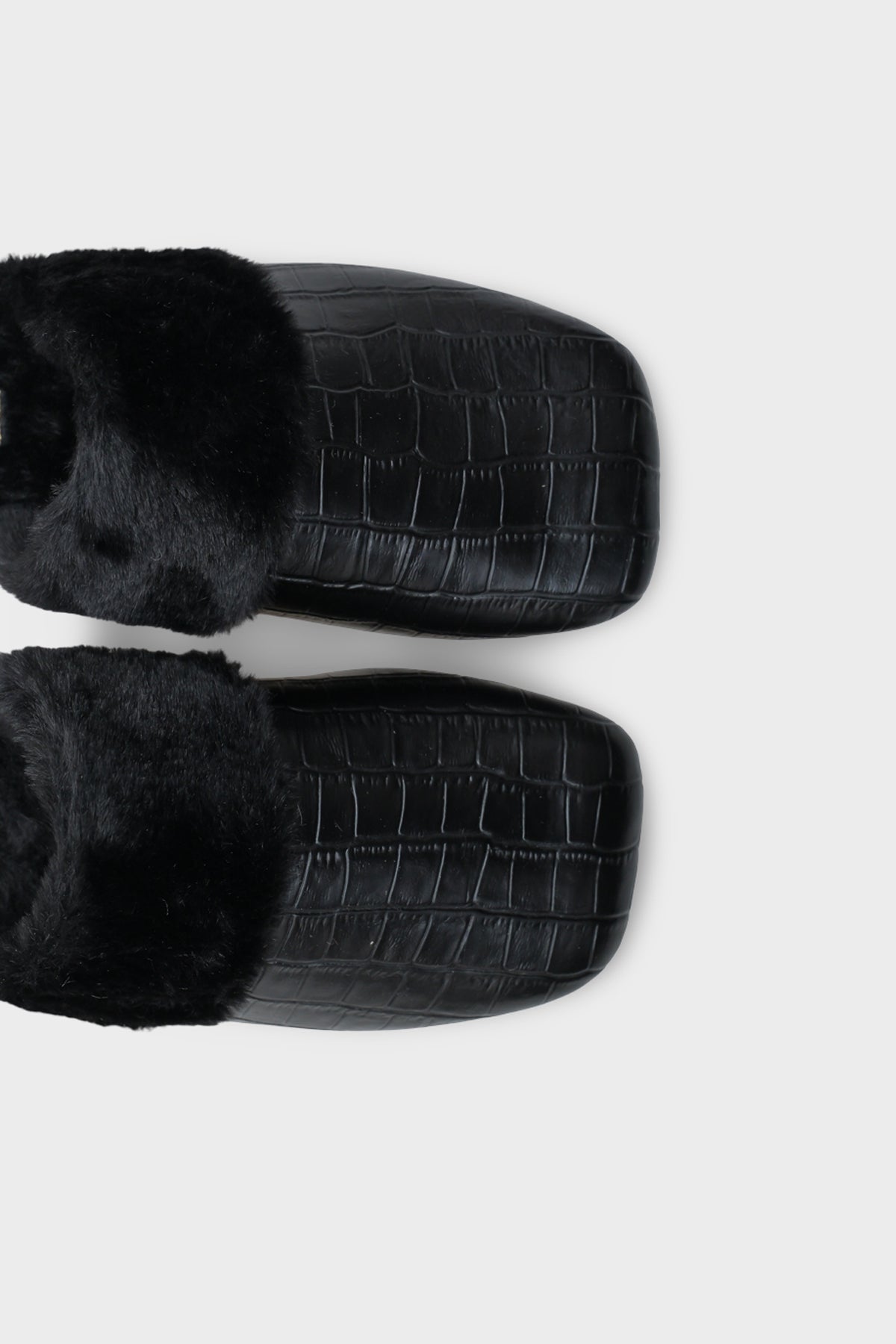 Elyse Kadın Kapalı Gondol Tüylü Terlik