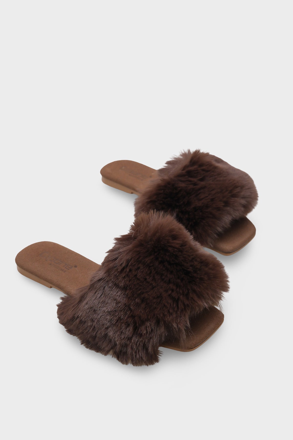 Maritsa Kadın Terlik