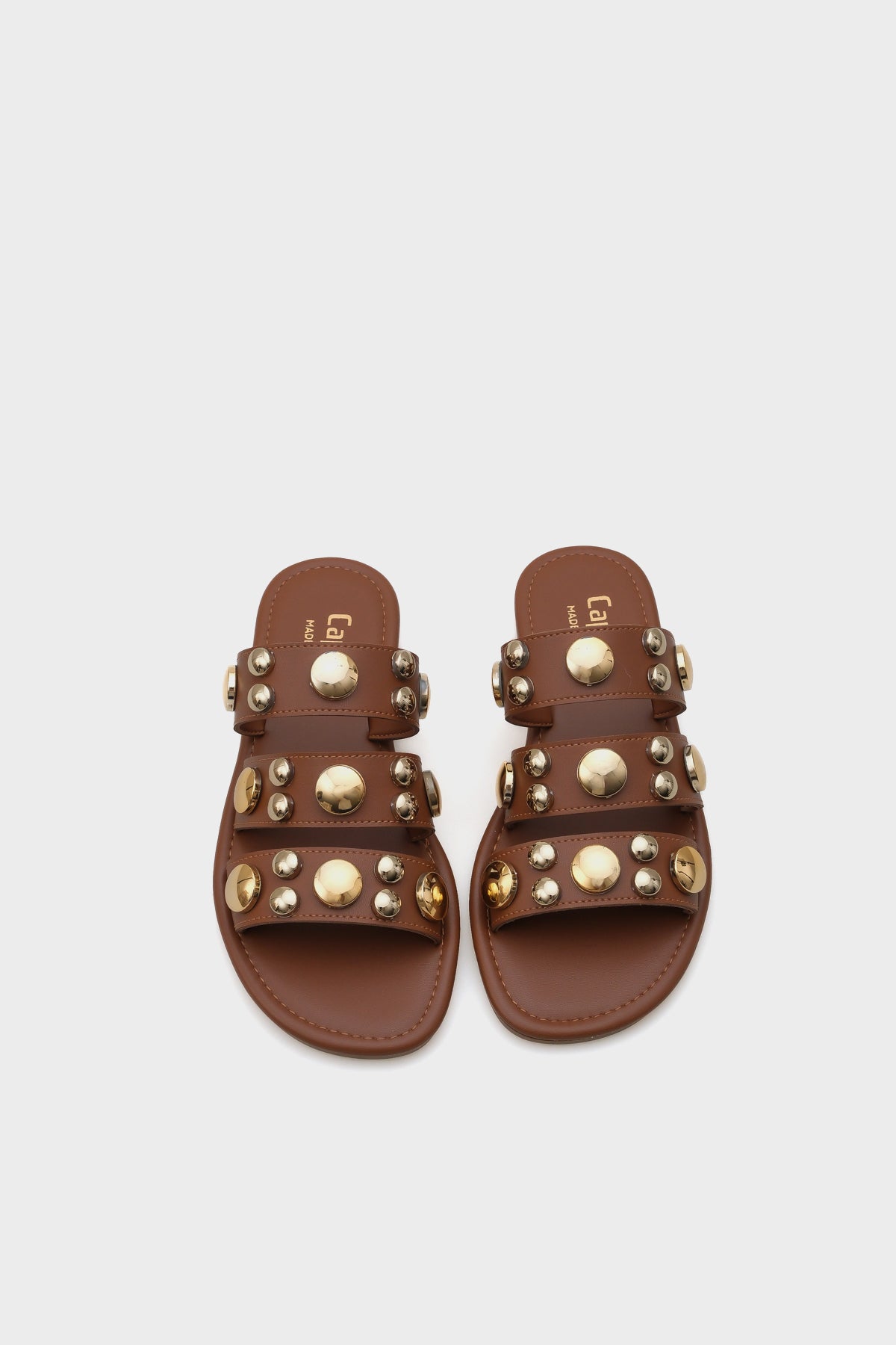 Kate Bantlı Metal Aksesuarlı Düz Topuklu Yuvarlak Burunlu Kadın Terlik