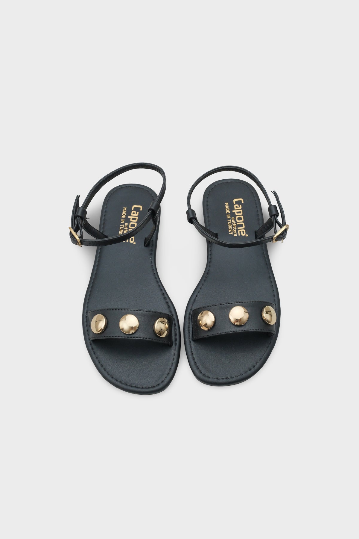 Celina Tek Bantlı Metal Aksesuarlı Bilekten Bantlı Düz Topuklu Yuvarlak Burunlu Kadın Sandalet