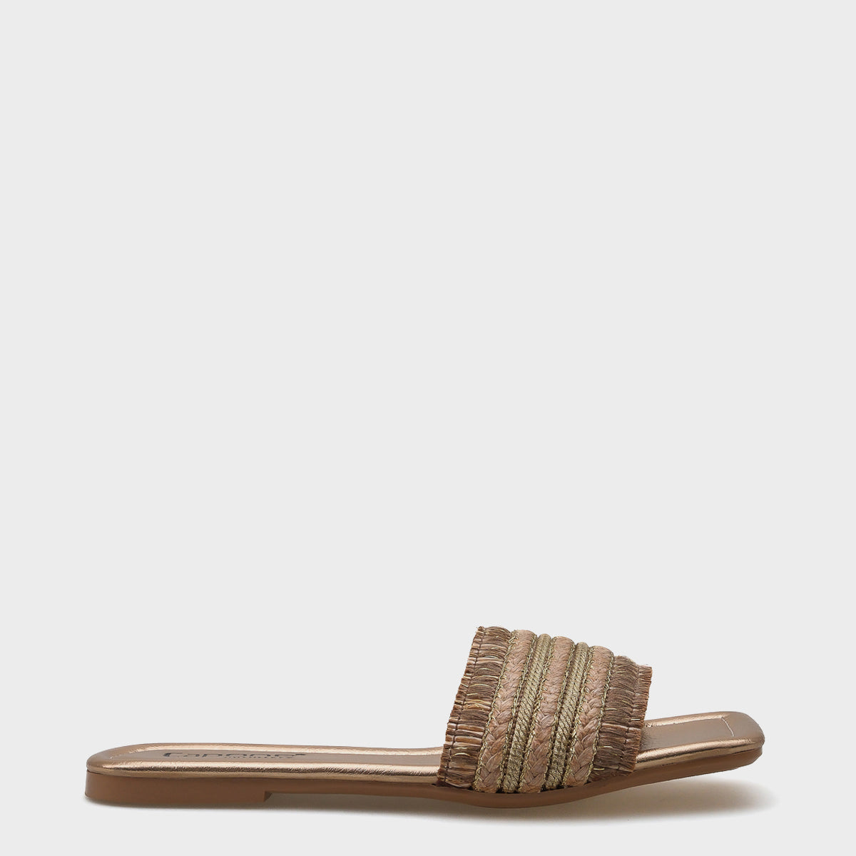 Keren Düz Topuklu Hasır Küt Burunlu Kadın Terlik