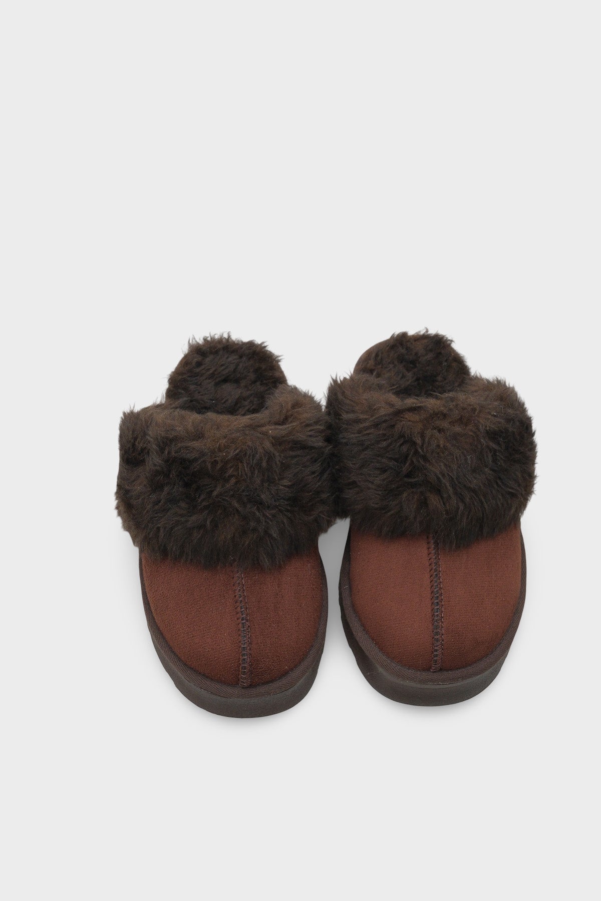 Florri Tüylü Burnu Kapalı Kadın Terlik