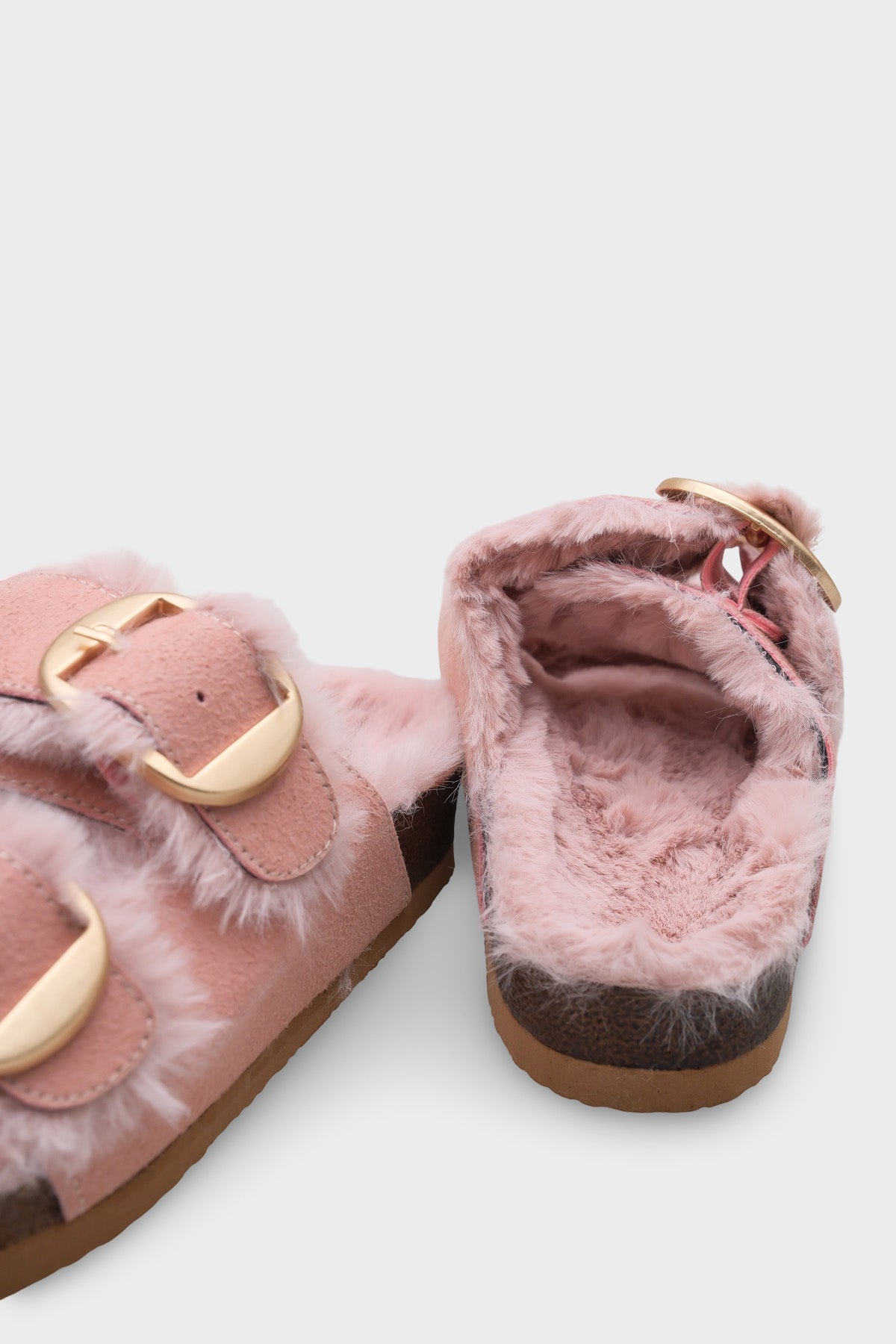 Marietta Kadın Terlik