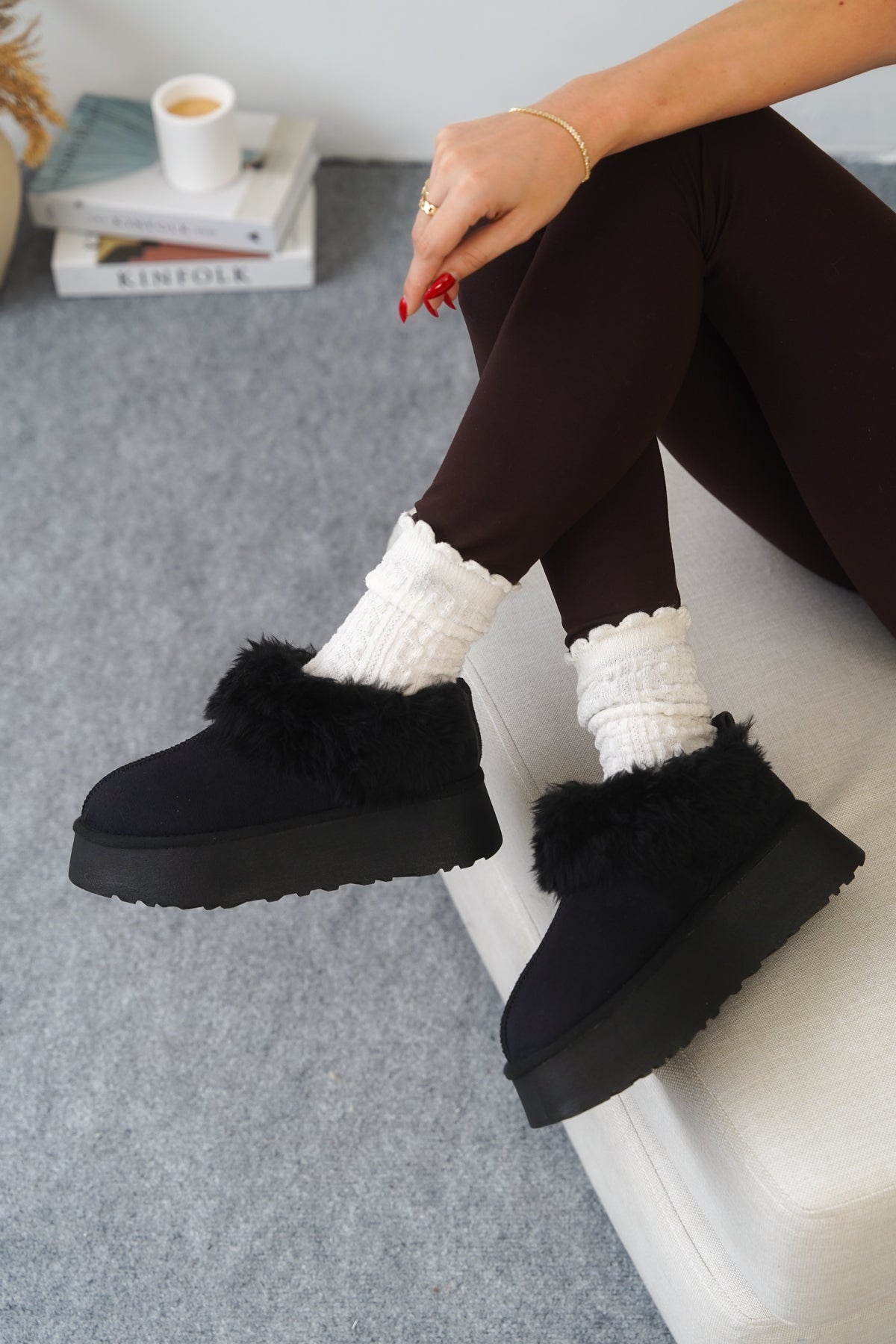 Aubry Kadın Tüylü Bot