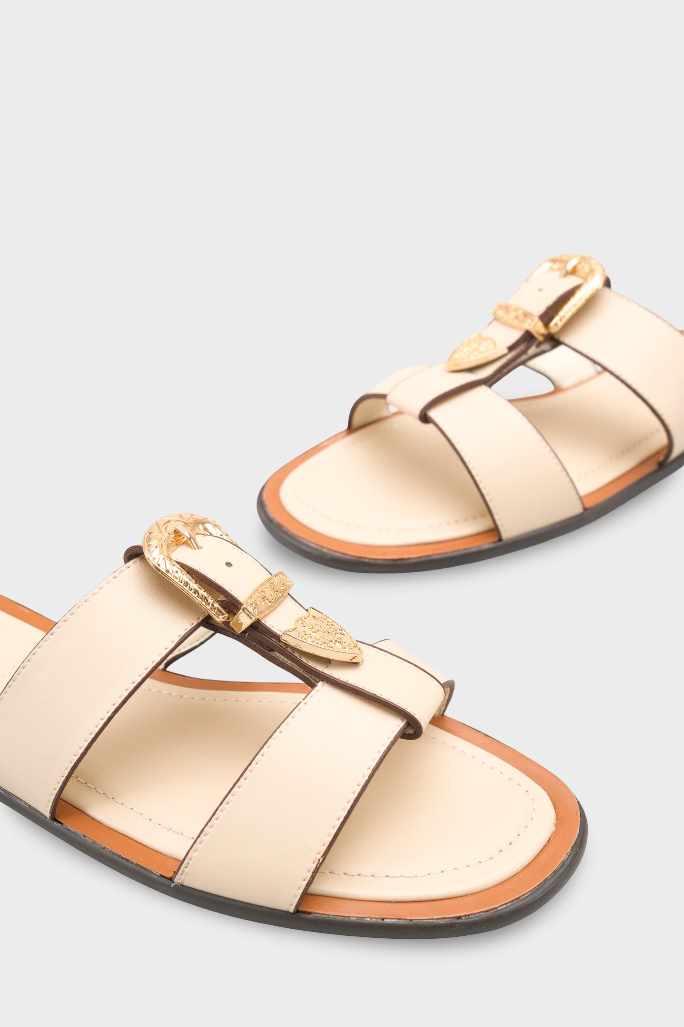 Lanni Tokalı Düz Topuklu Kadın Terlik