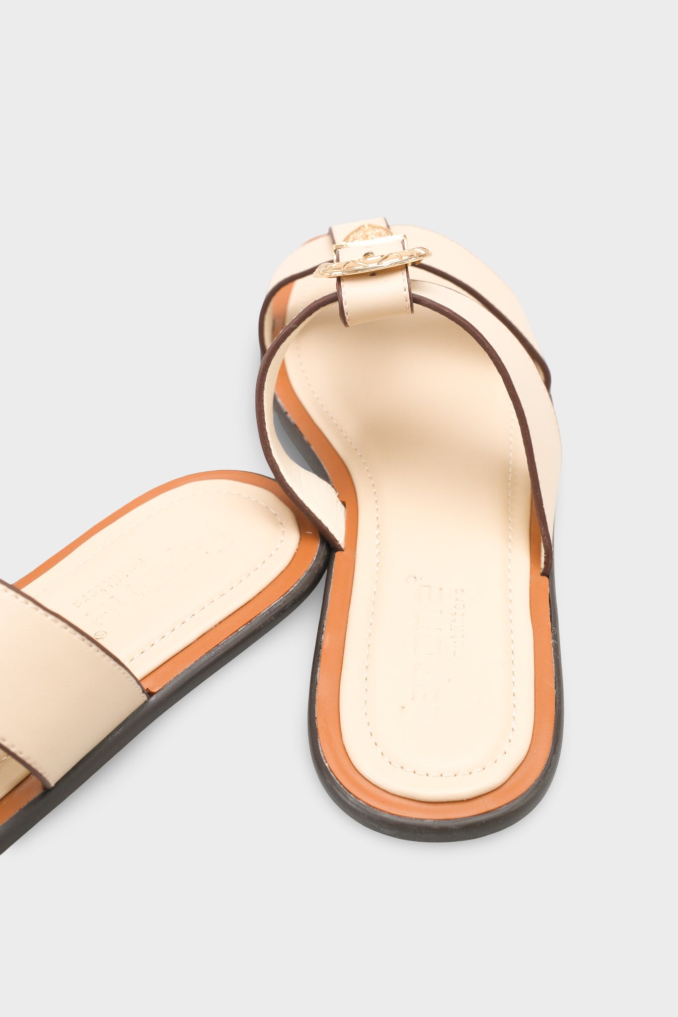 Lanni Tokalı Düz Topuklu Kadın Terlik