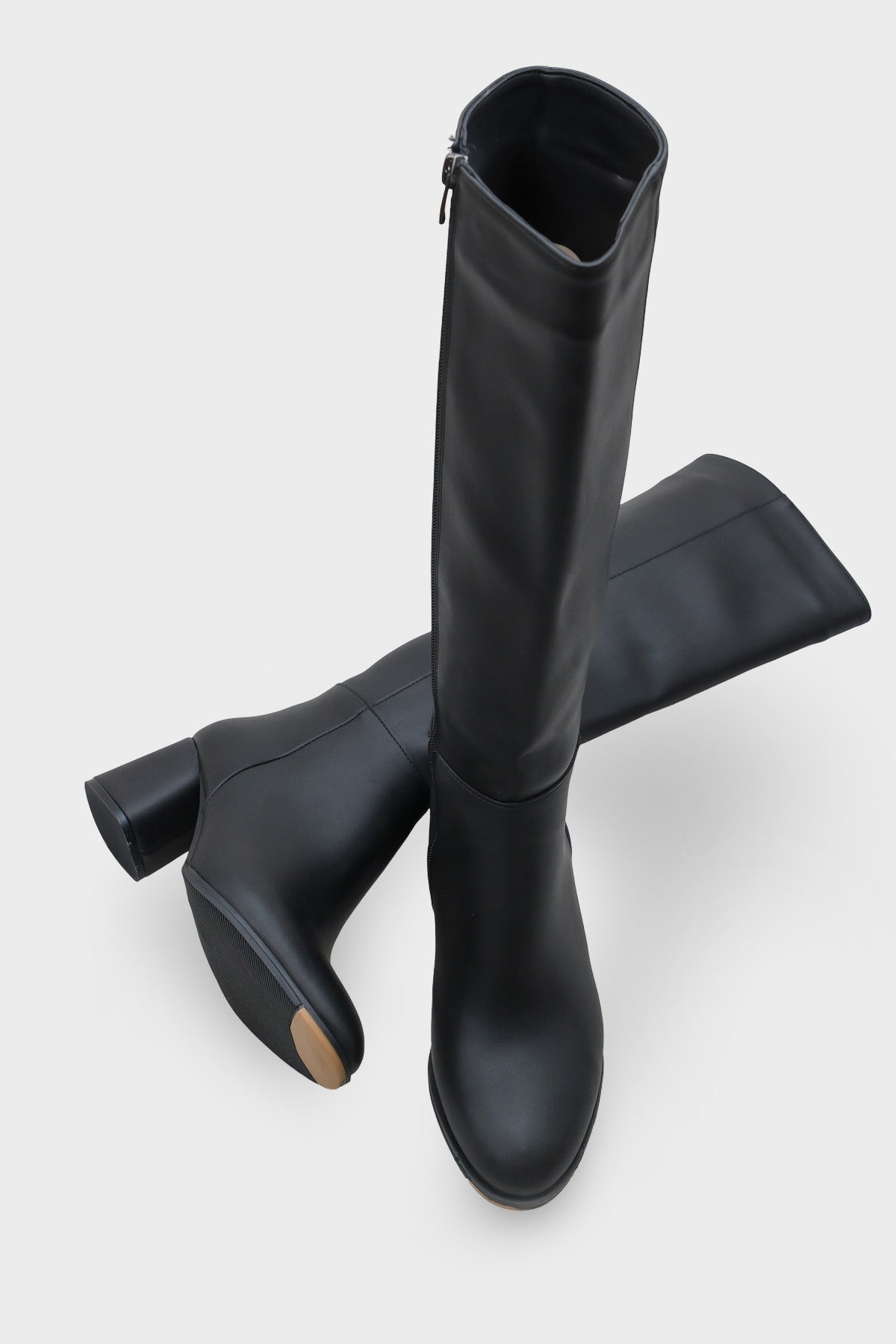 Cathrine Oval Burunlu Yandan Fermuarlı Topuklu Kadın Çizme