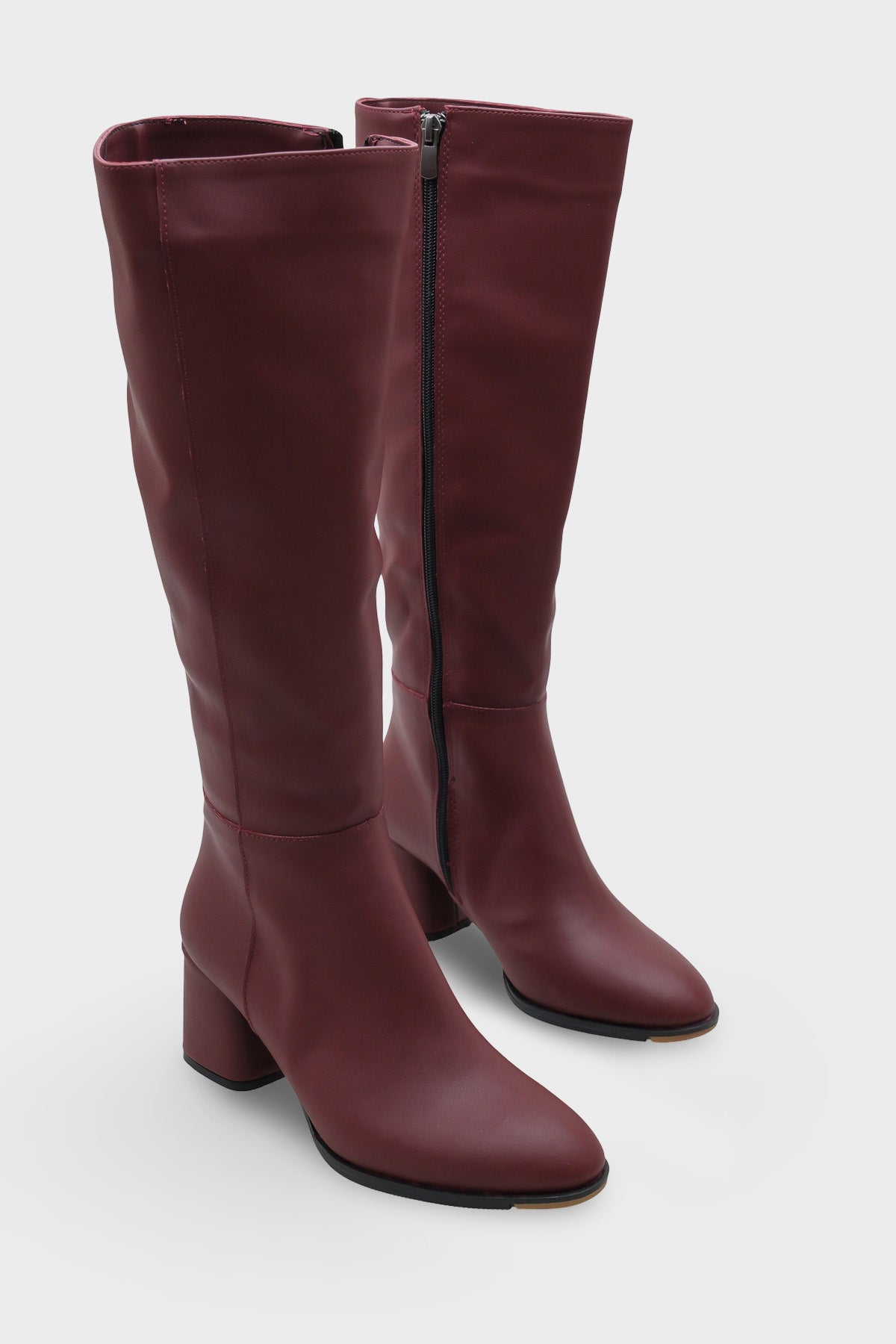 Cathrine Oval Burunlu Yandan Fermuarlı Topuklu Kadın Çizme