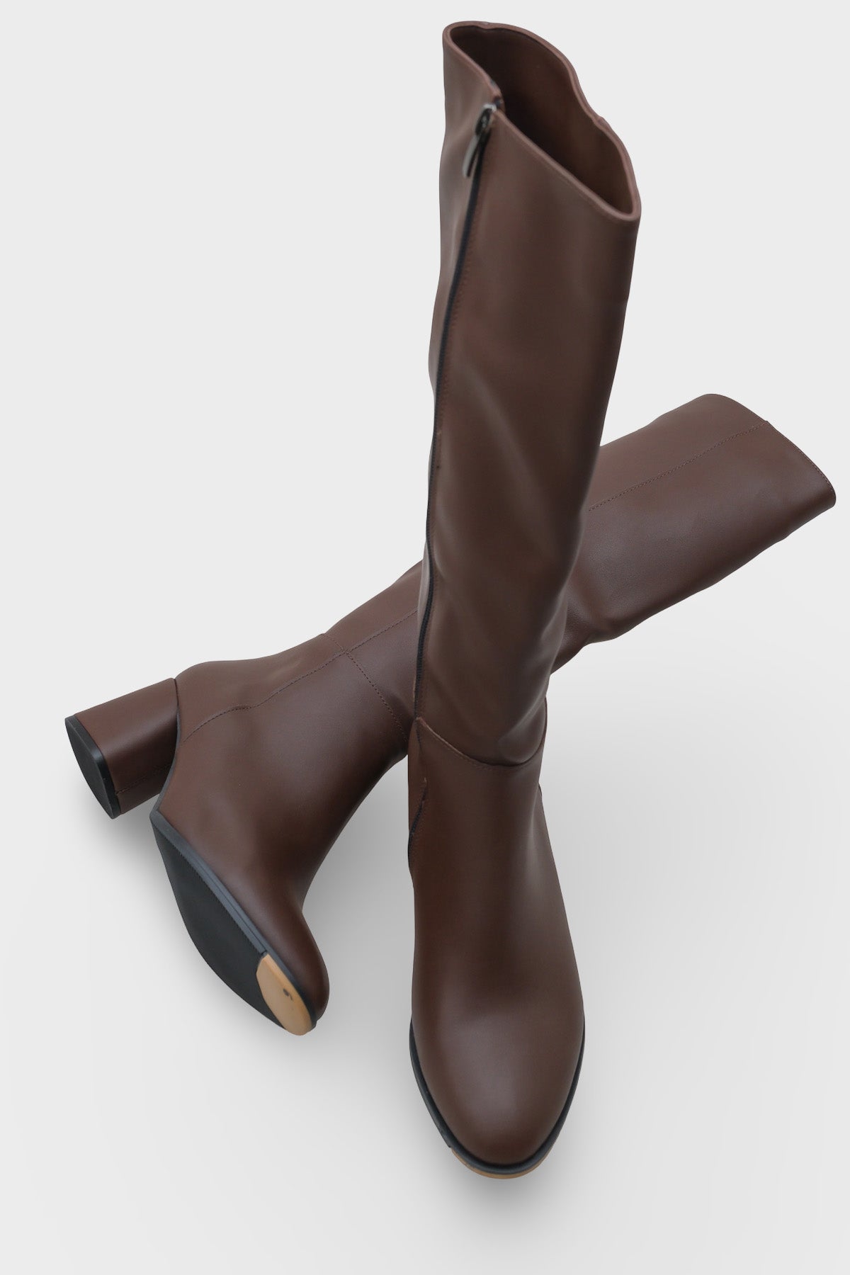 Cathrine Oval Burunlu Yandan Fermuarlı Topuklu Kadın Çizme