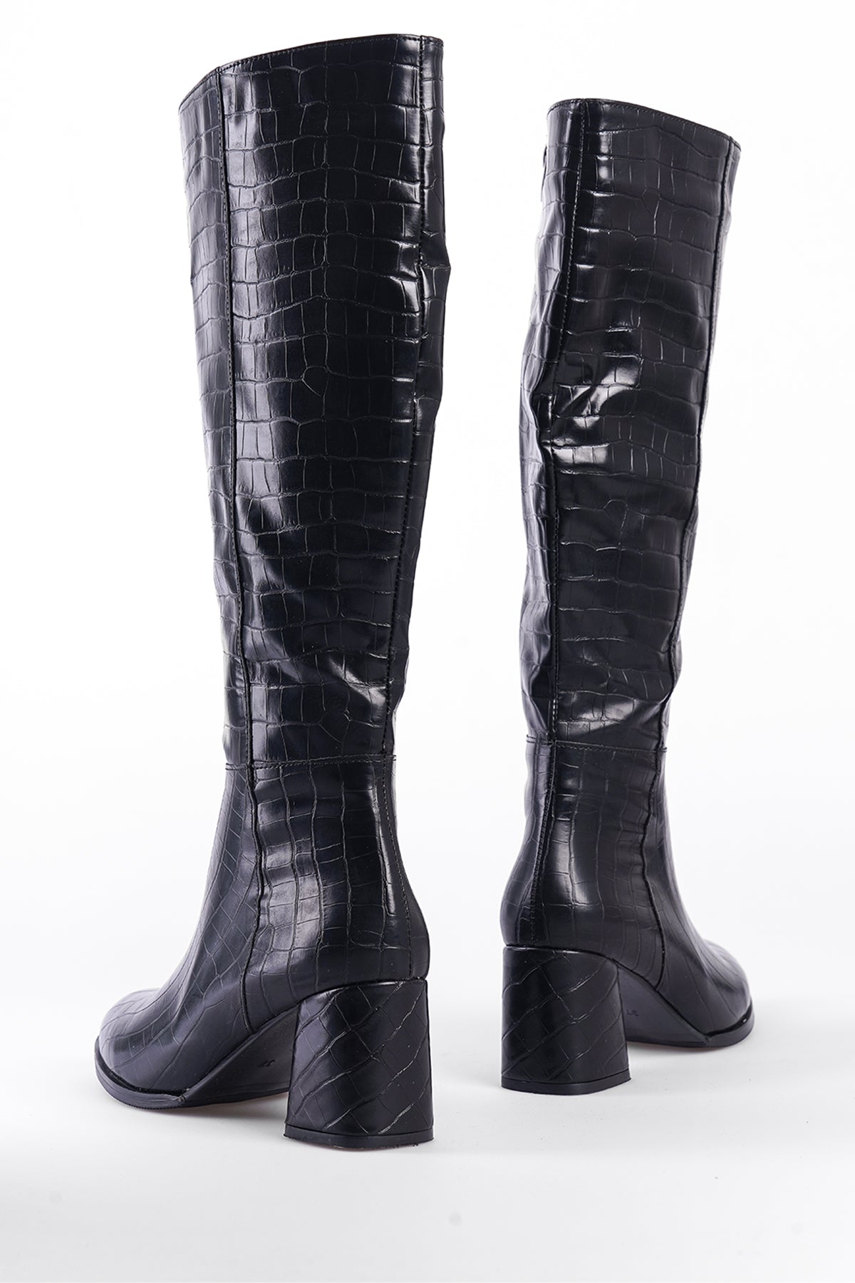 Cathrine Oval Burunlu Yandan Fermuarlı Topuklu Kadın Çizme