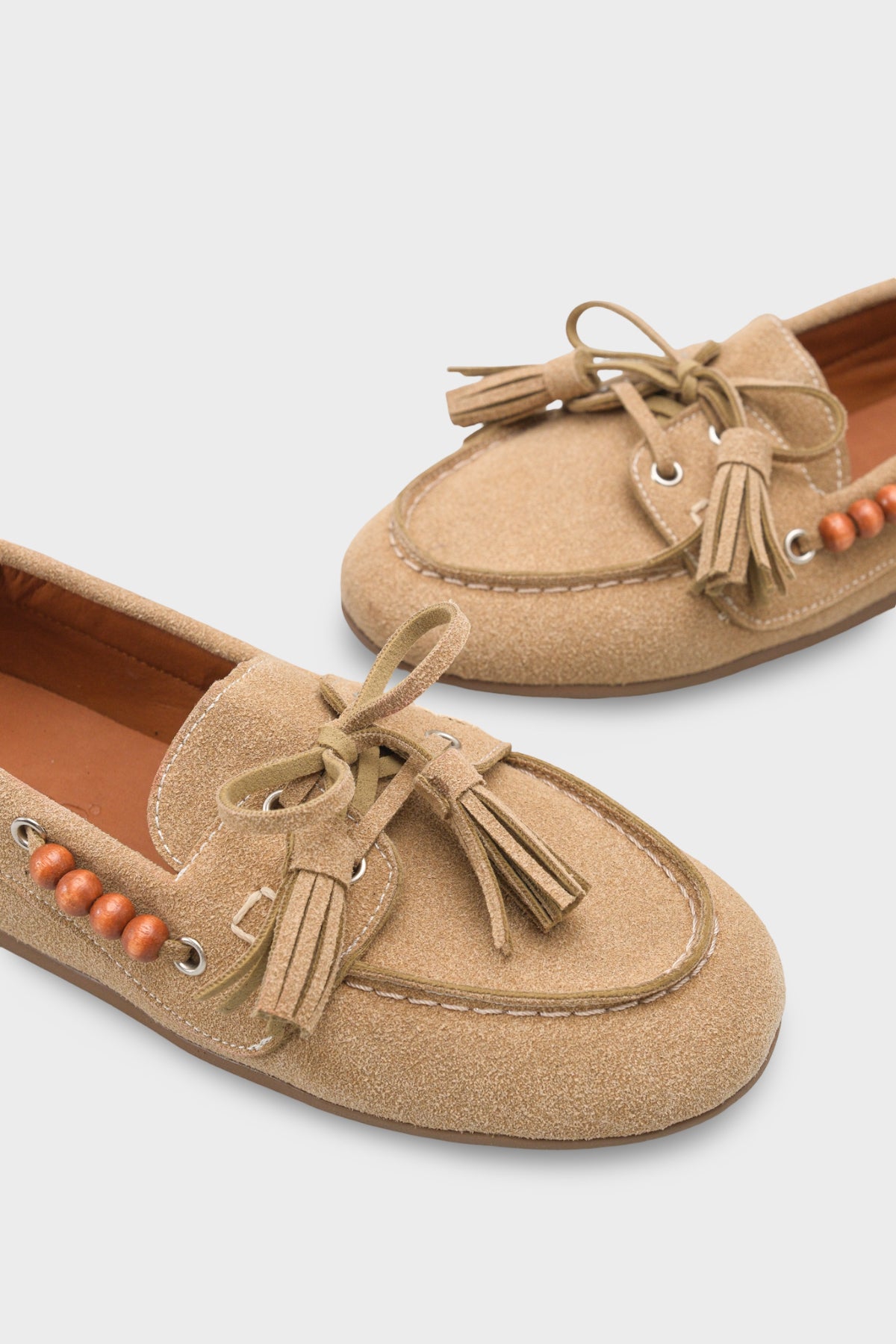 Erinna Püsküllü Ahşap Aksesuarlı Yumuşak Kadın Loafer Ayakkabı