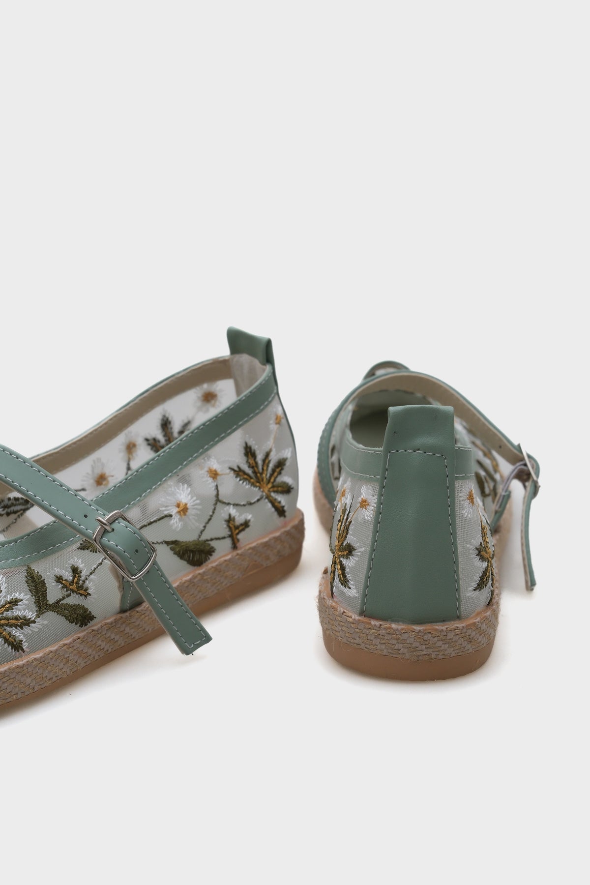 Shela Bantlı Çiçekli Kadın Espadril