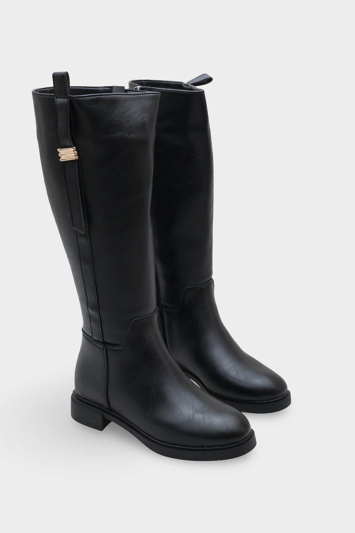 Roberta Metal Tokalı Kadın Çizme