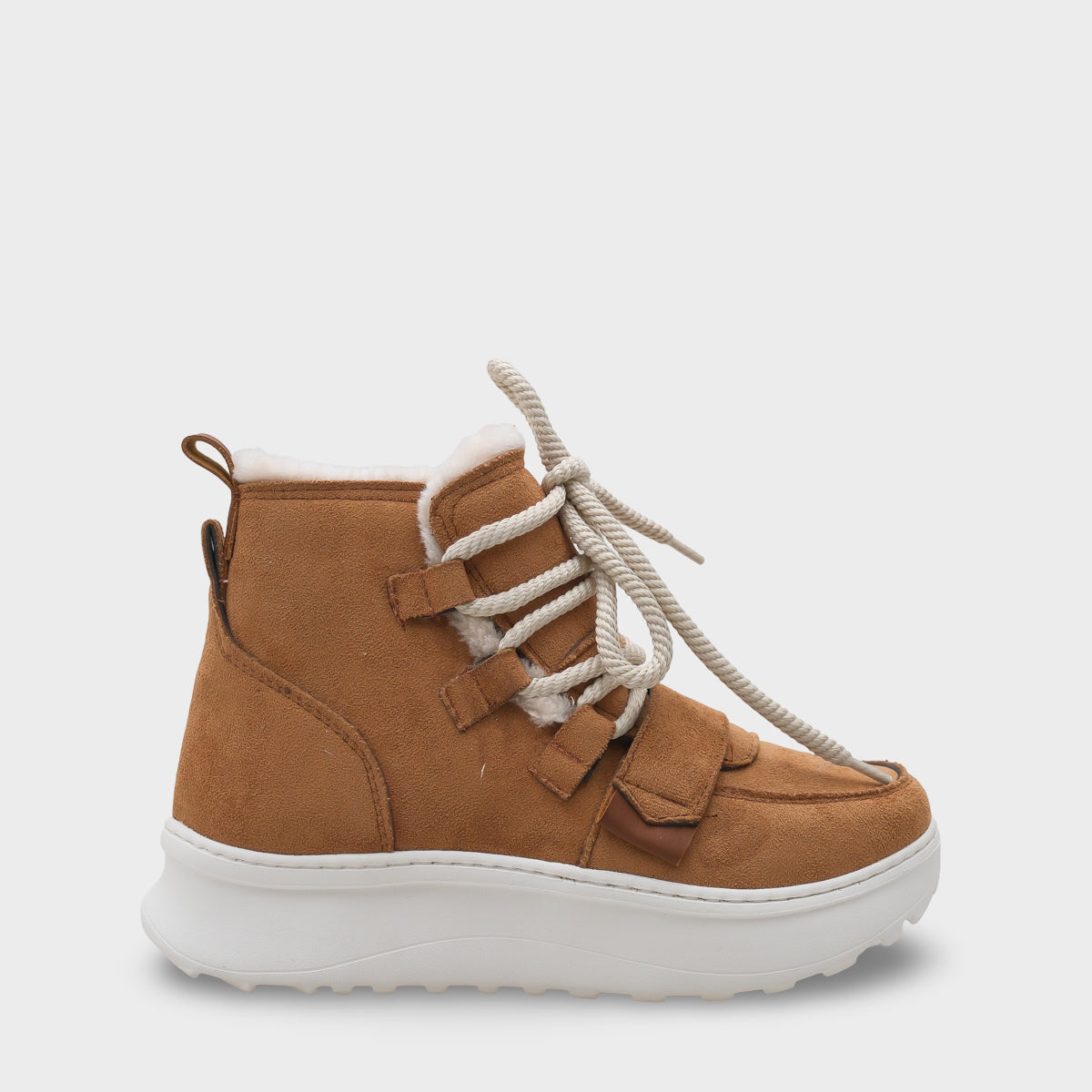 Agatha Kürklü Kadın Bot