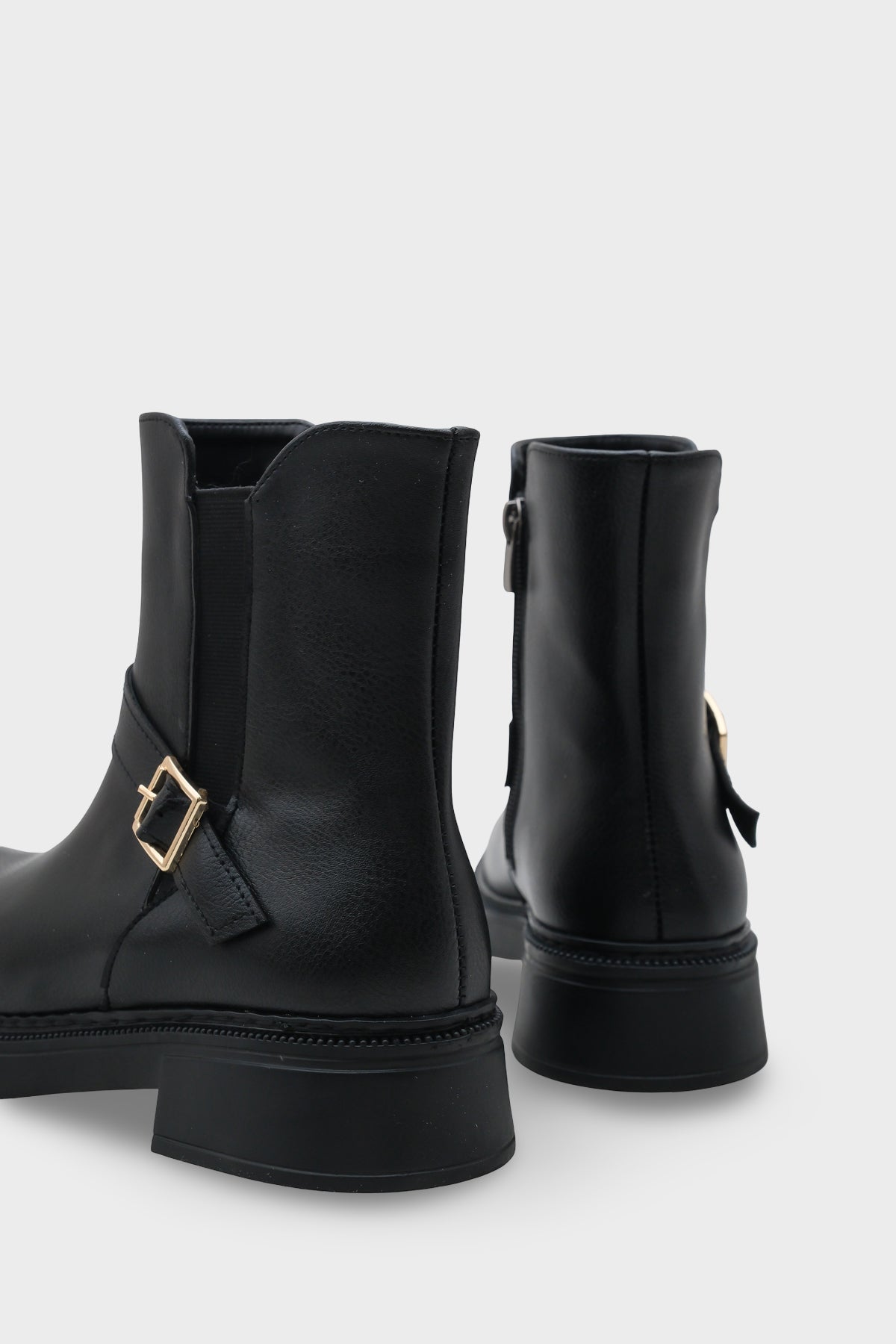 Daria Yandan Fermuarlı Tokalı Lastikli Kadın Bot