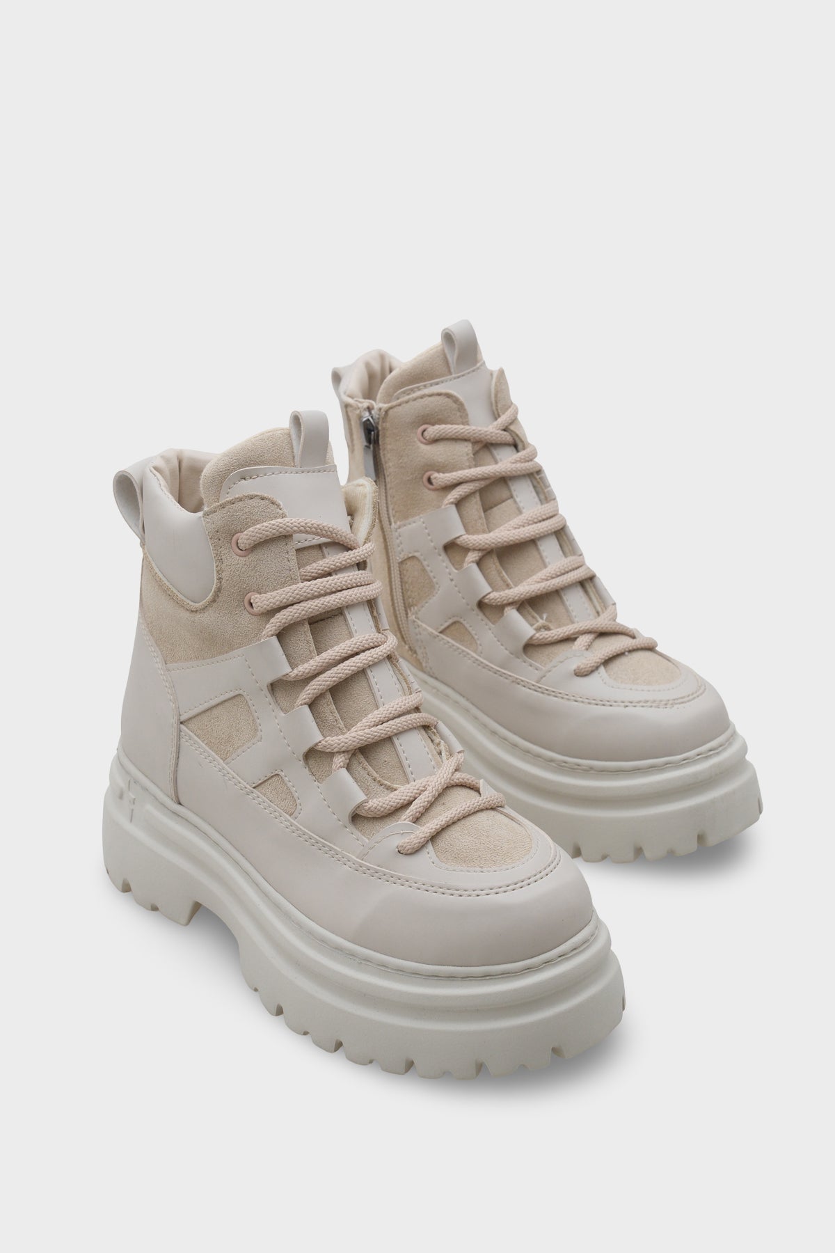 Rosalia Bağcıklı Trak Tabanlı Kadın Spor Bot