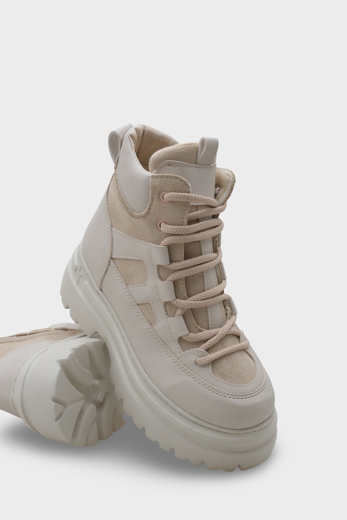 Rosalia Bağcıklı Trak Tabanlı Kadın Spor Bot