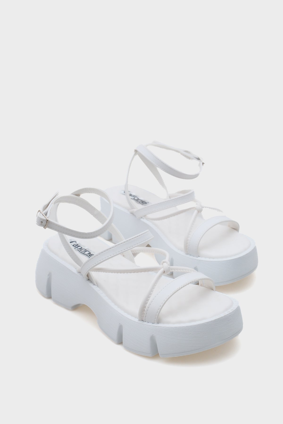 Amy Kalın Tabanlı Bilekten Bantlı Konfor Tabanlı Kadın Sandalet