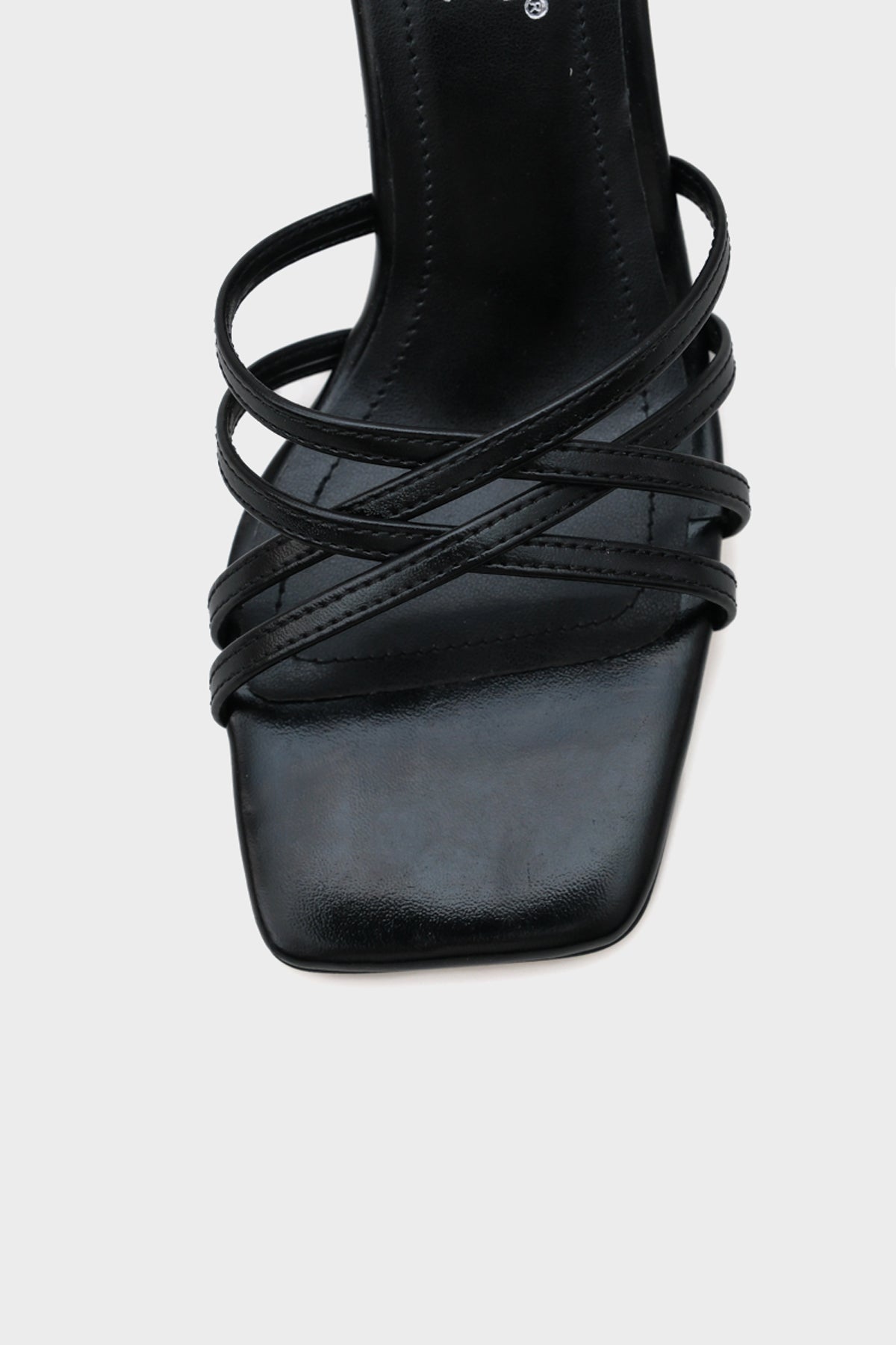 Liora Küt Burunlu Topuklu Bantlı Kadın Terlik