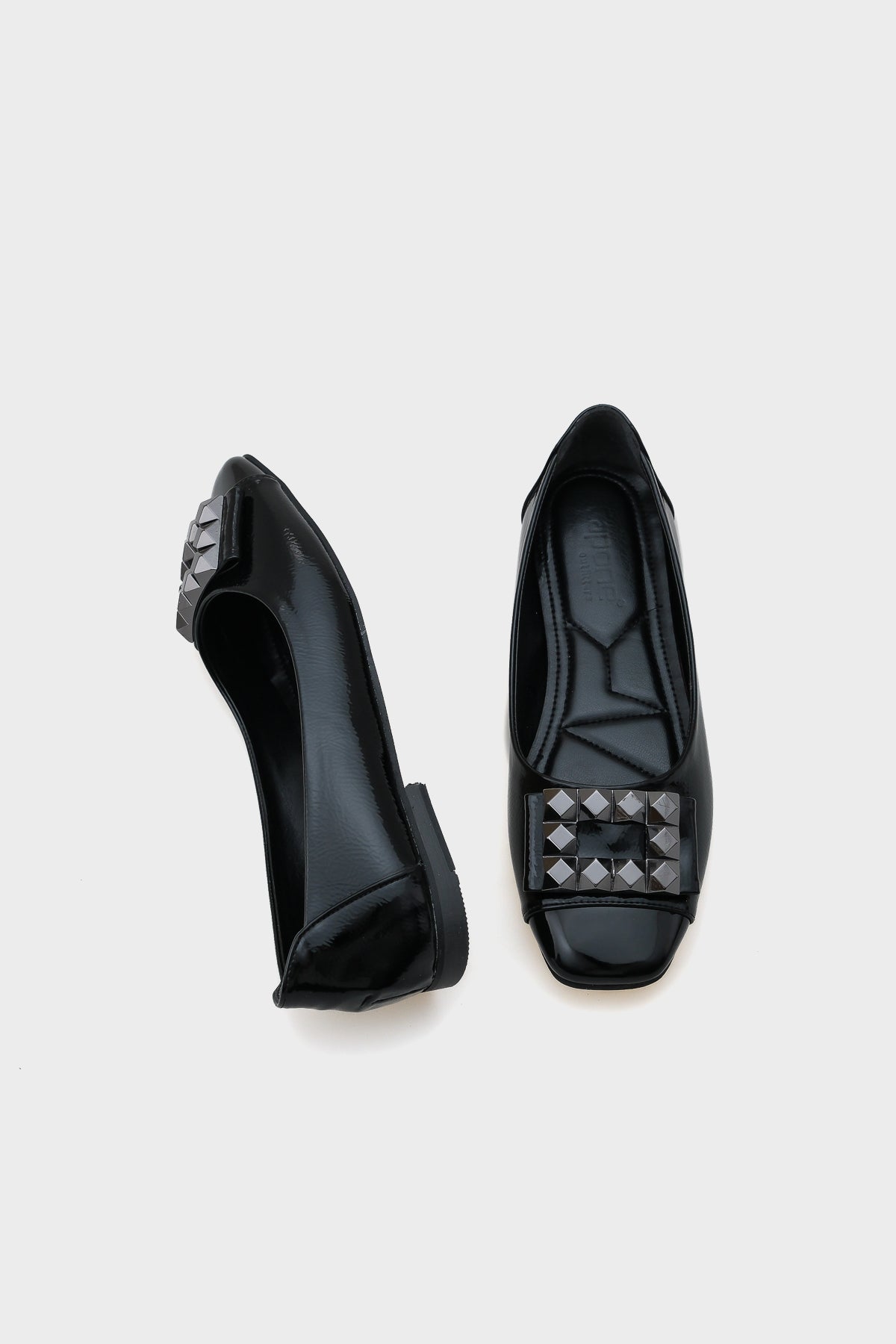 Agata 070 Kadın Metal Tokalı Babet