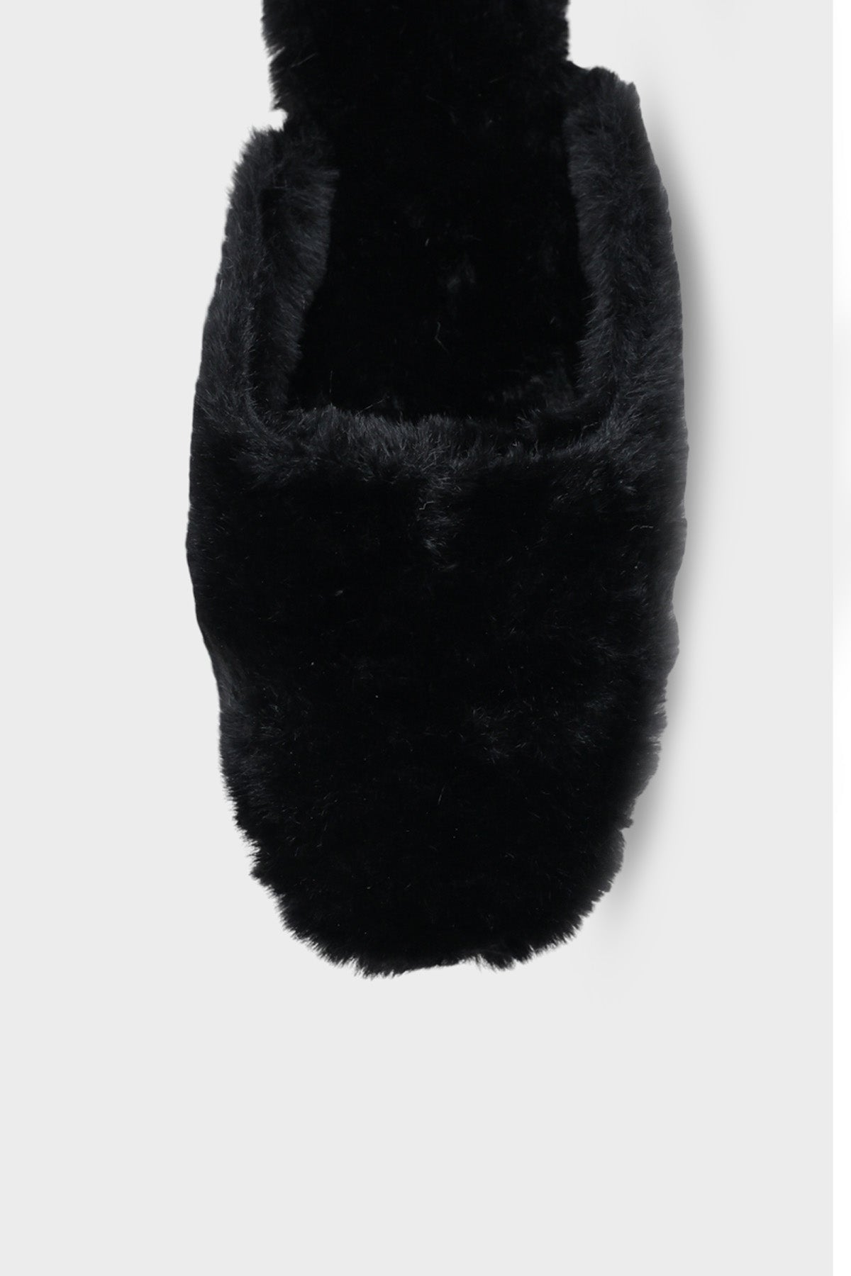 Cecile Kadın Peluş Burnu Kapalı Terlik