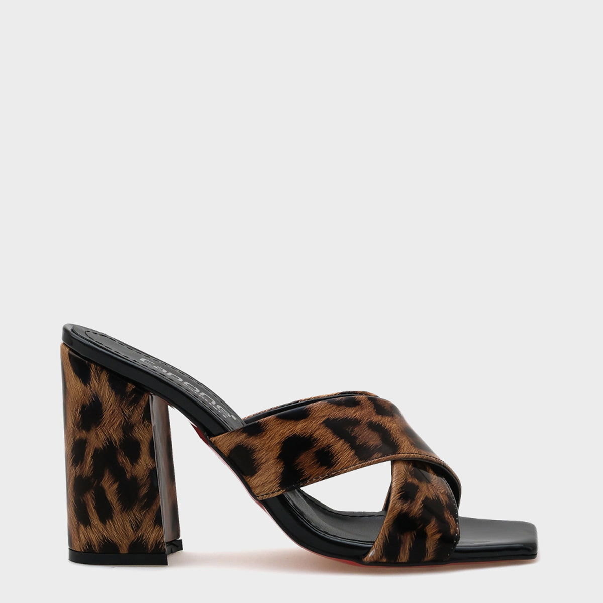 Loria 015 Topuklu Küt Burun Kadın Terlik