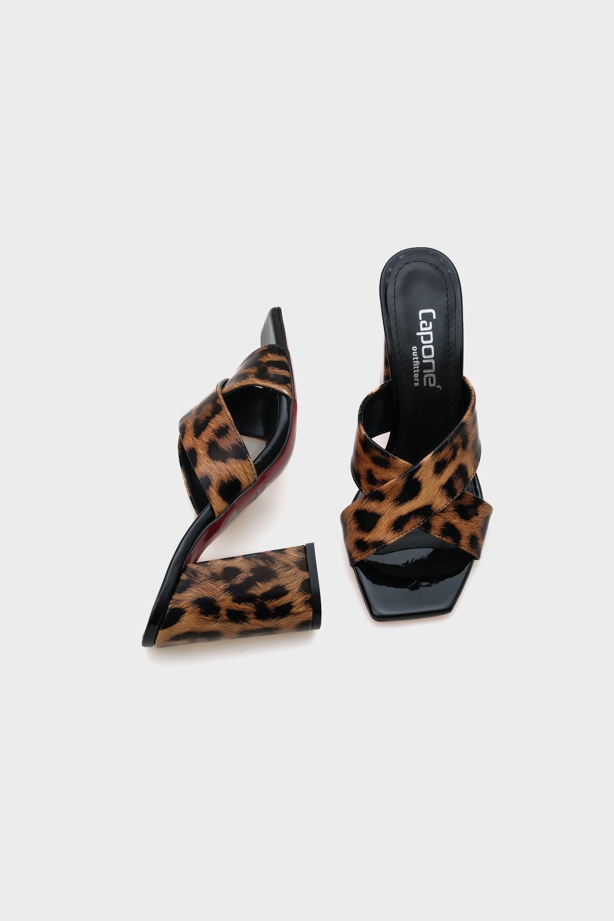 Loria 015 Topuklu Küt Burun Kadın Terlik