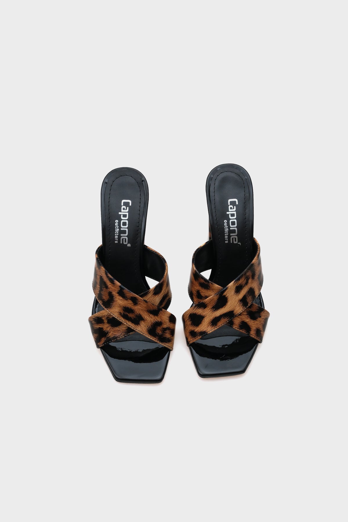 Loria 015 Topuklu Küt Burun Kadın Terlik