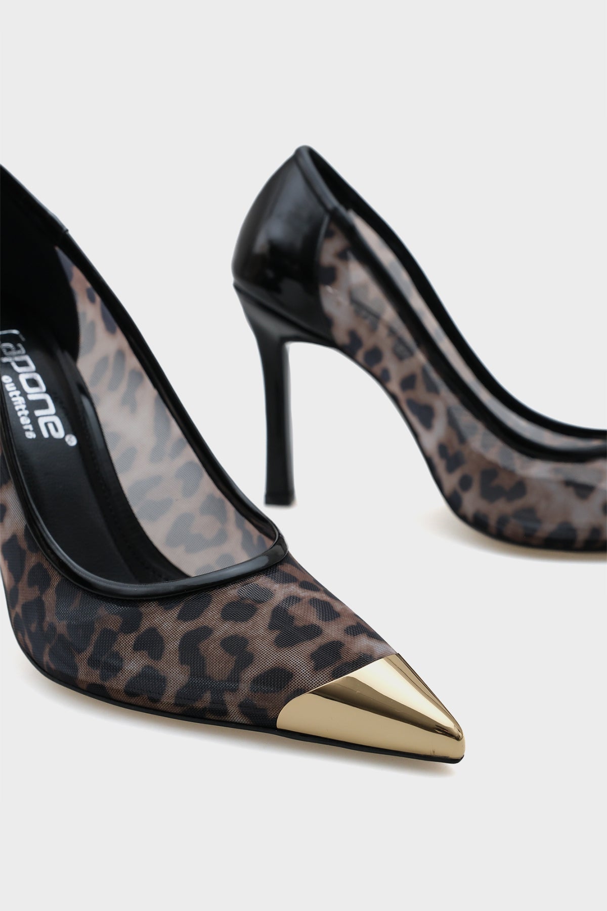 Heda Topuklu Burnu Metalli Fileli Kadın Stiletto