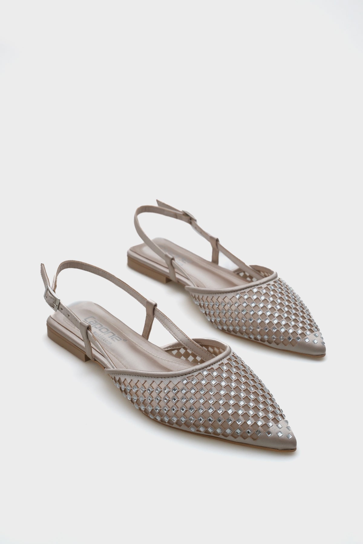 Alene Sivri Burunlu Fileli Taşlı Arkası Bantlı Kadın Babet