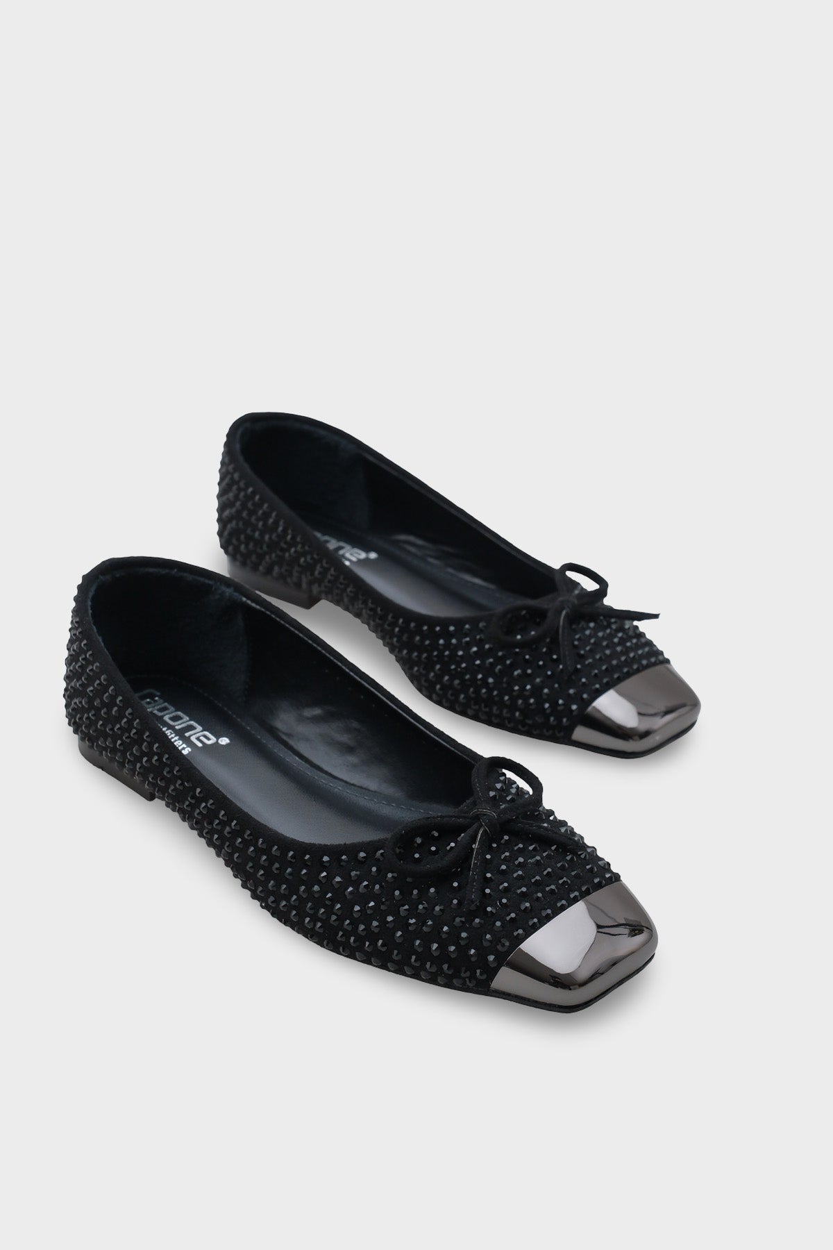 Judie Metal Küt Burunlu Taşlı Babet