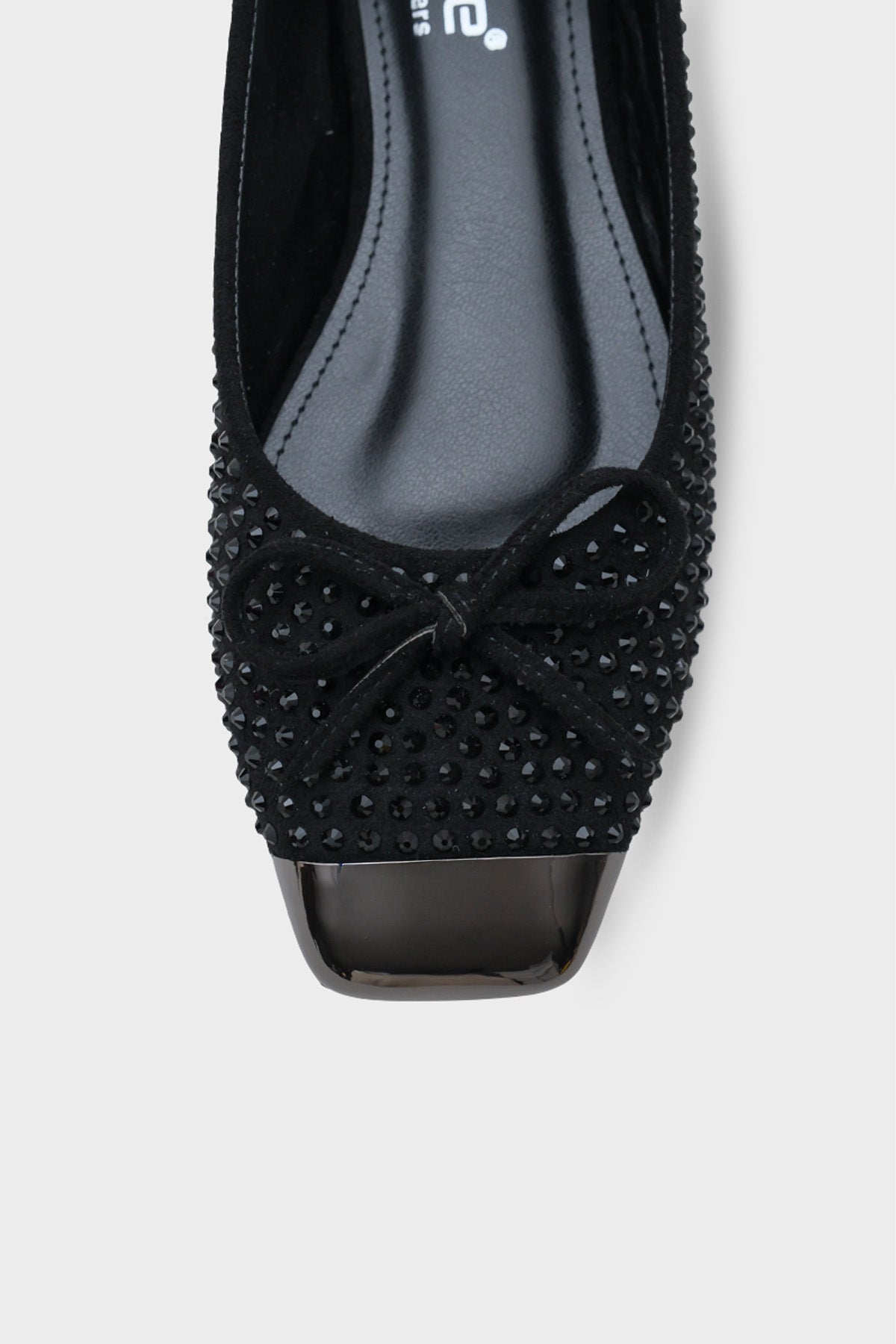 Judie Metal Küt Burunlu Taşlı Babet