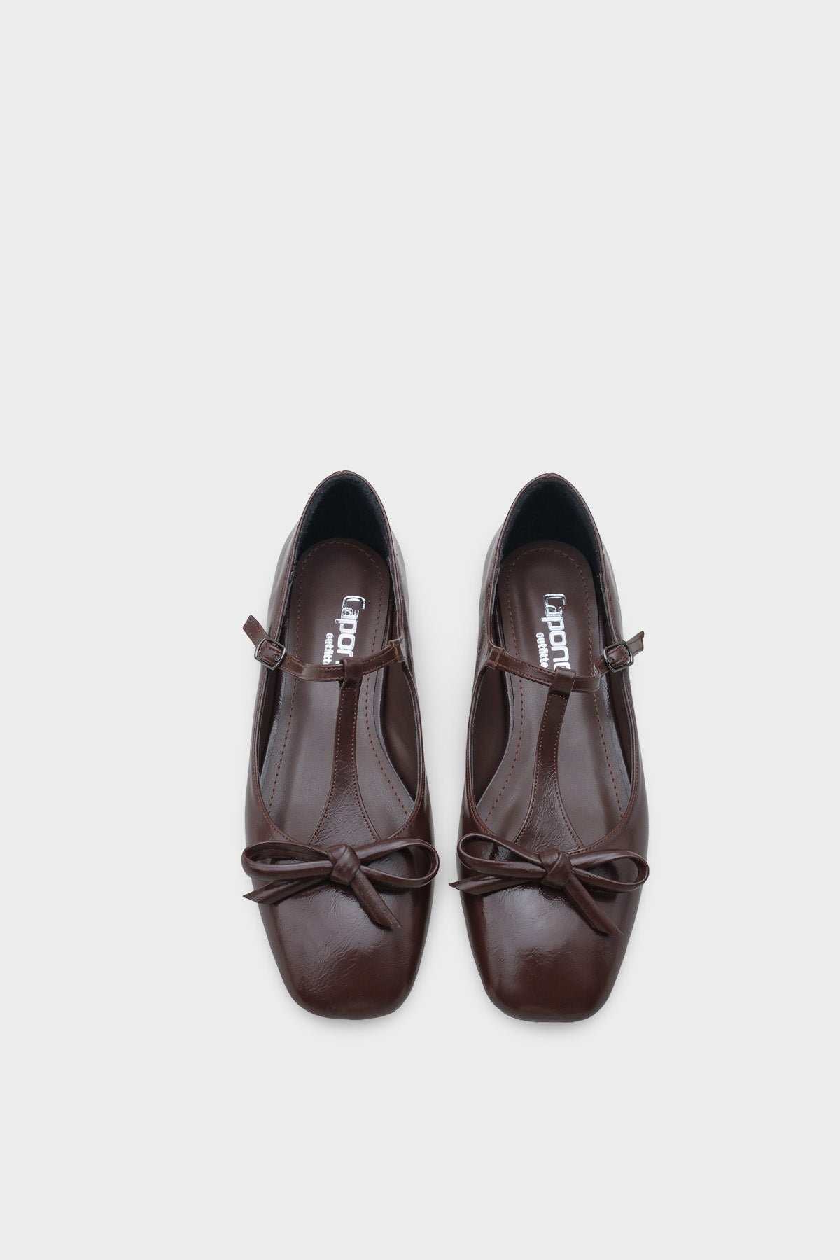 Suzi Küt Burunlu Bantlı Tokalı Kadın Babet