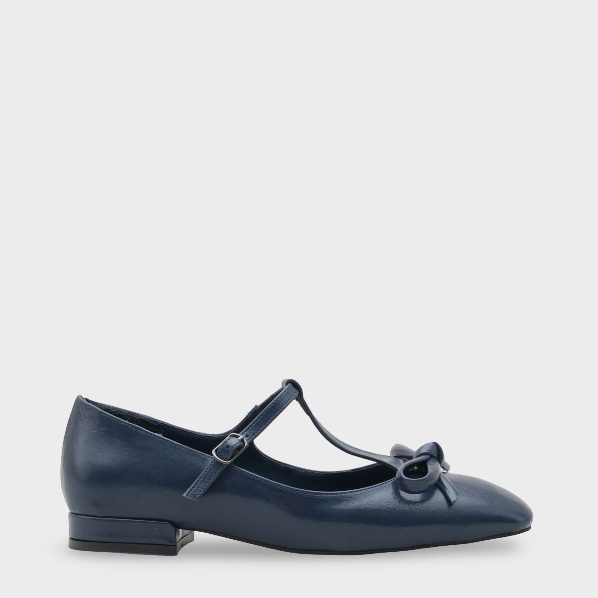 Suzi Küt Burunlu Bantlı Tokalı Kadın Babet