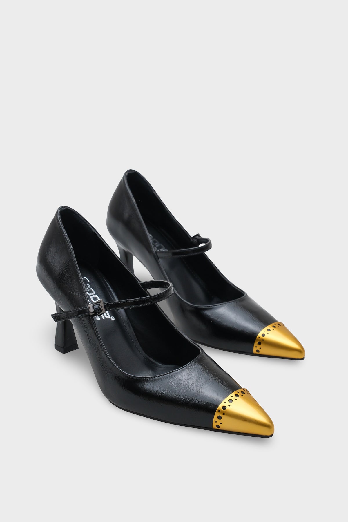 Leigh Sivri Metal Burunlu Orta Topuklu Rugan Görünümlü Kadın Ayakkabı