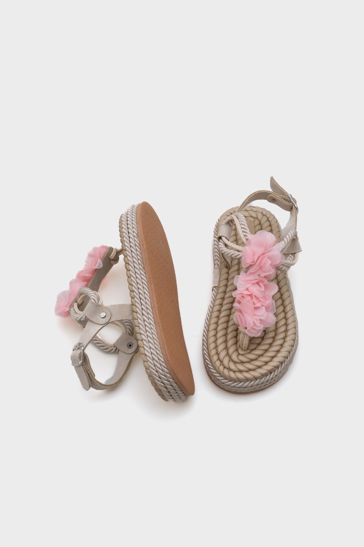 Cornelia Hasır Parmak Arası Çiçekli Kadın Sandalet