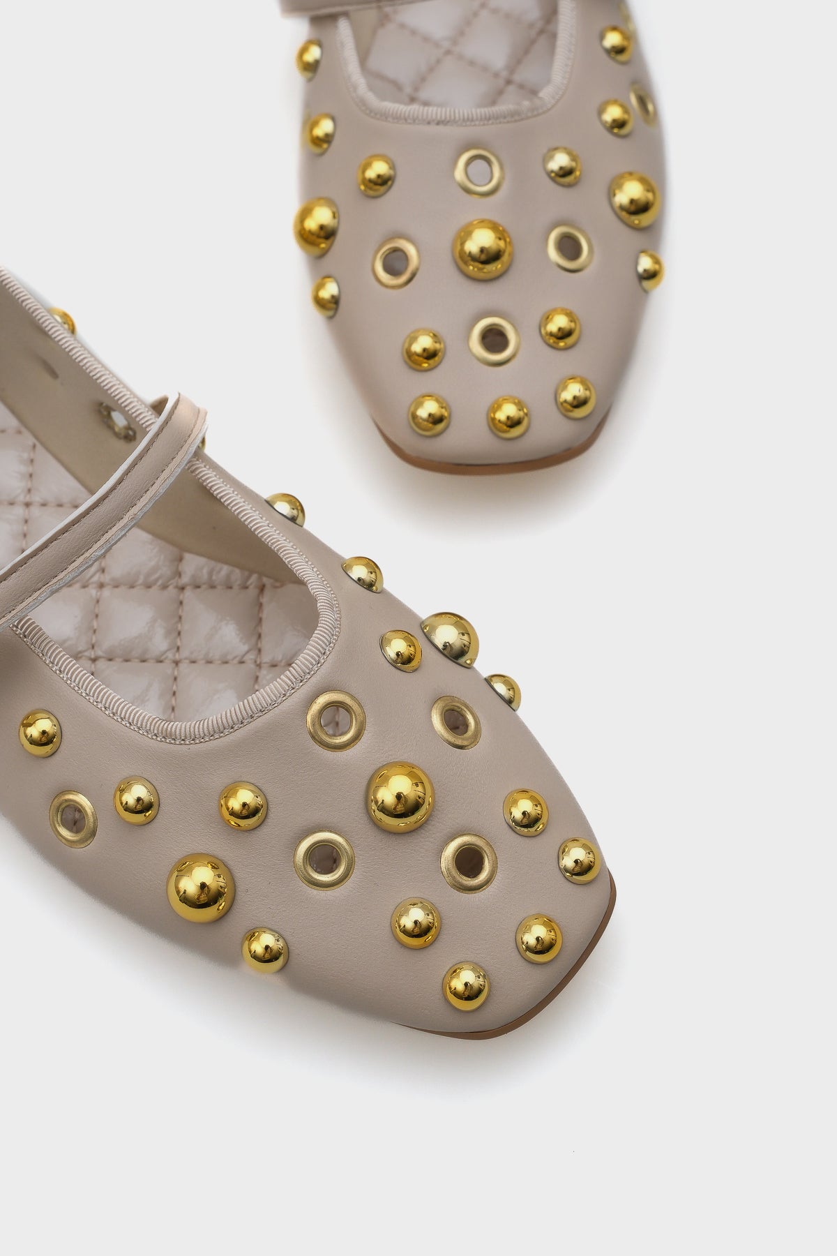 Ally Troklu Bantlı Babet