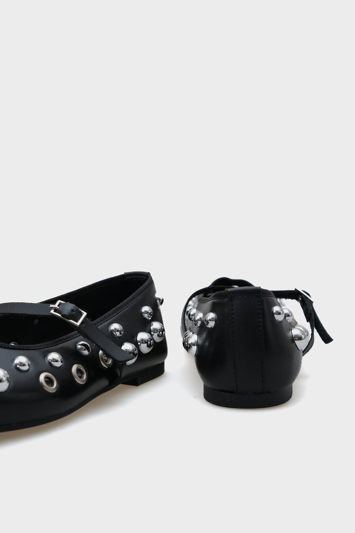 Ally Troklu Bantlı Babet