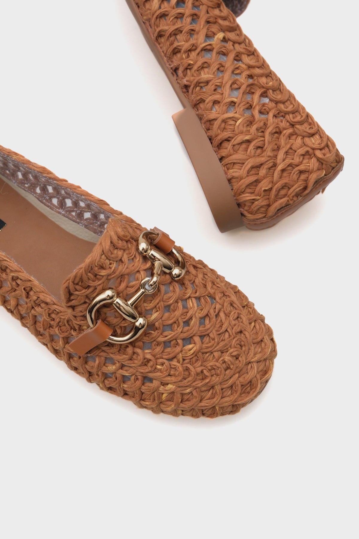 Tani Hasır Örgü Metal Tokalı Kadın Loafer