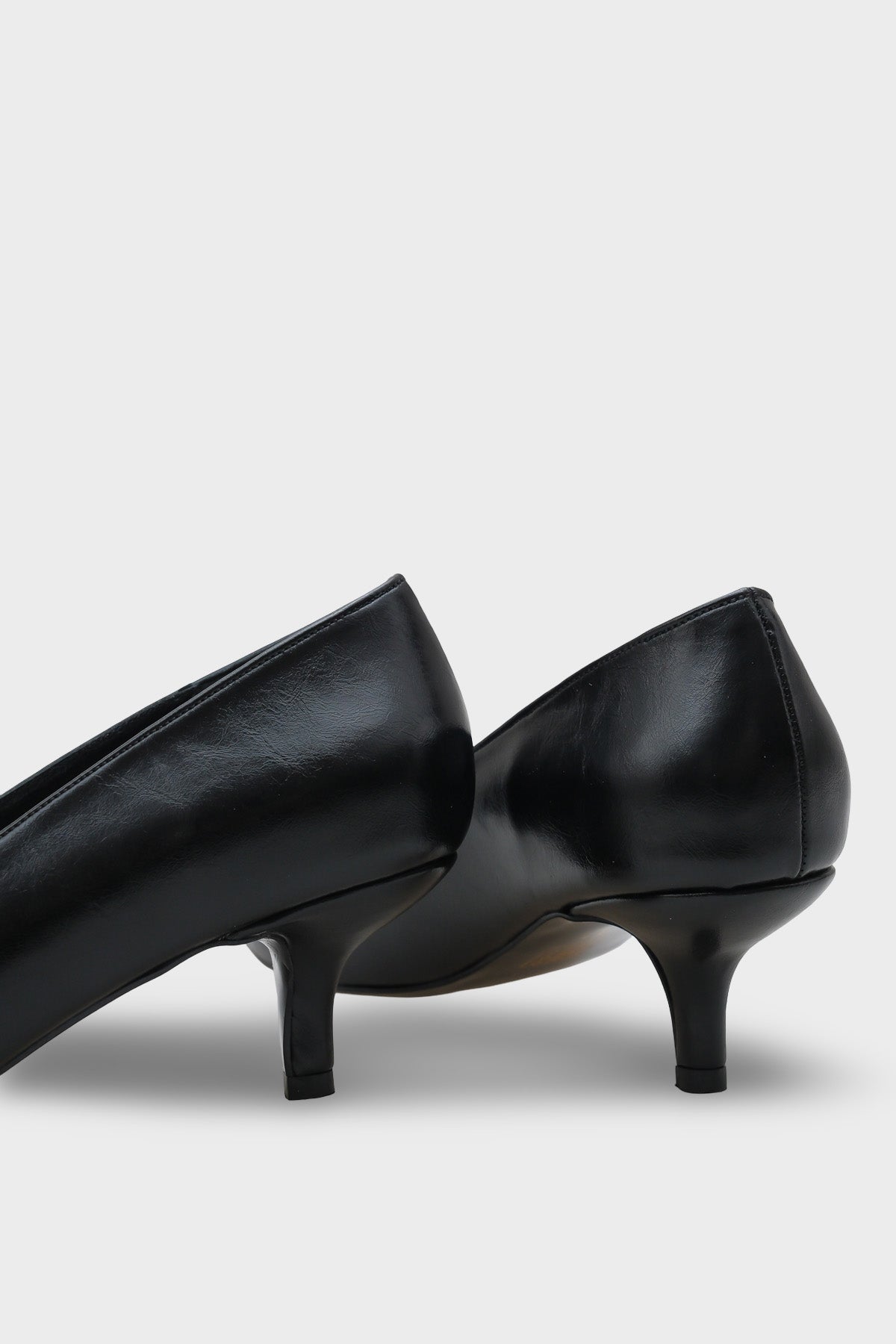 Veronica Orta Topuklu Sivri Burunlu Hakiki Deri Astar Kadın Stiletto