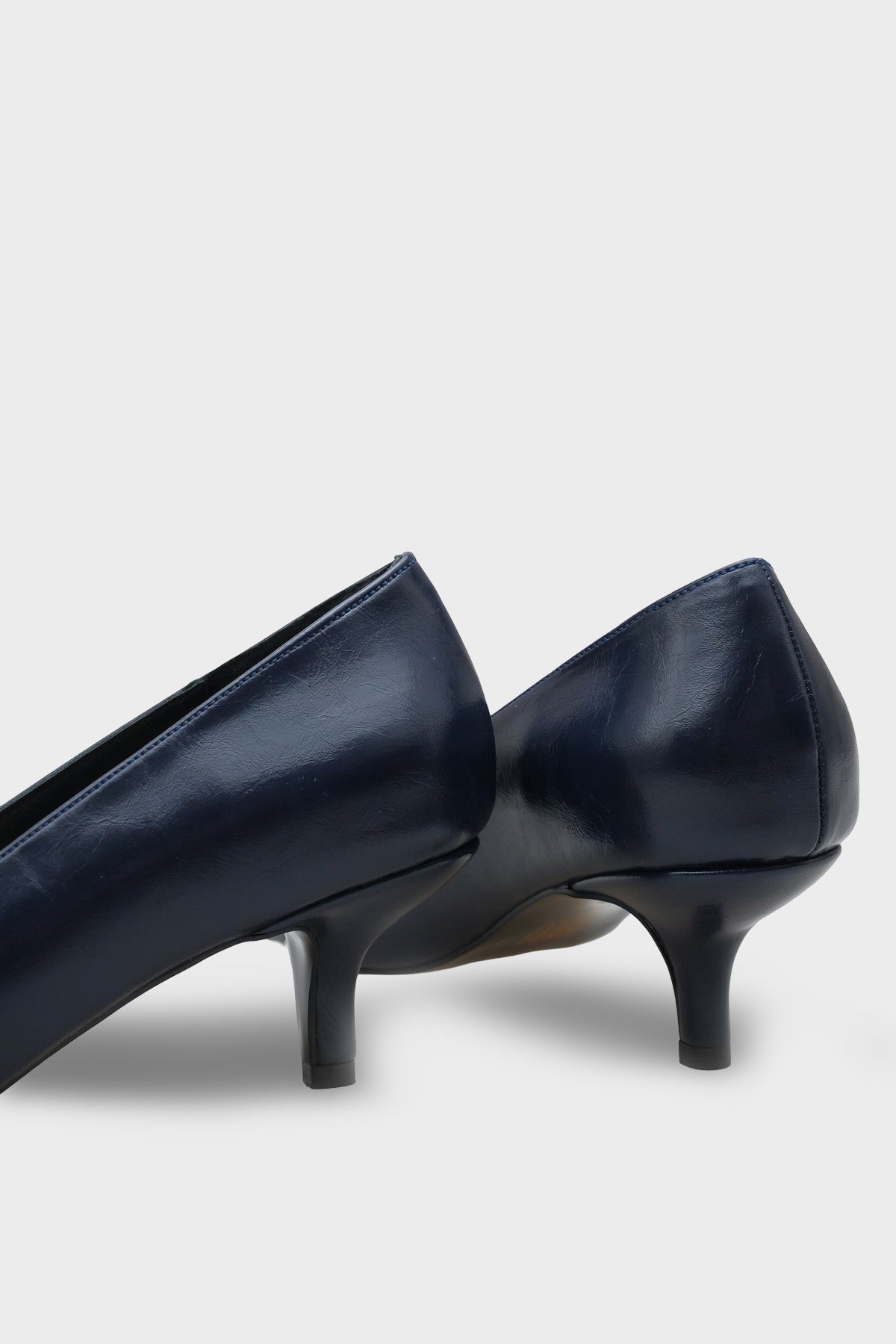 Veronica Orta Topuklu Sivri Burunlu Hakiki Deri Astar Kadın Stiletto