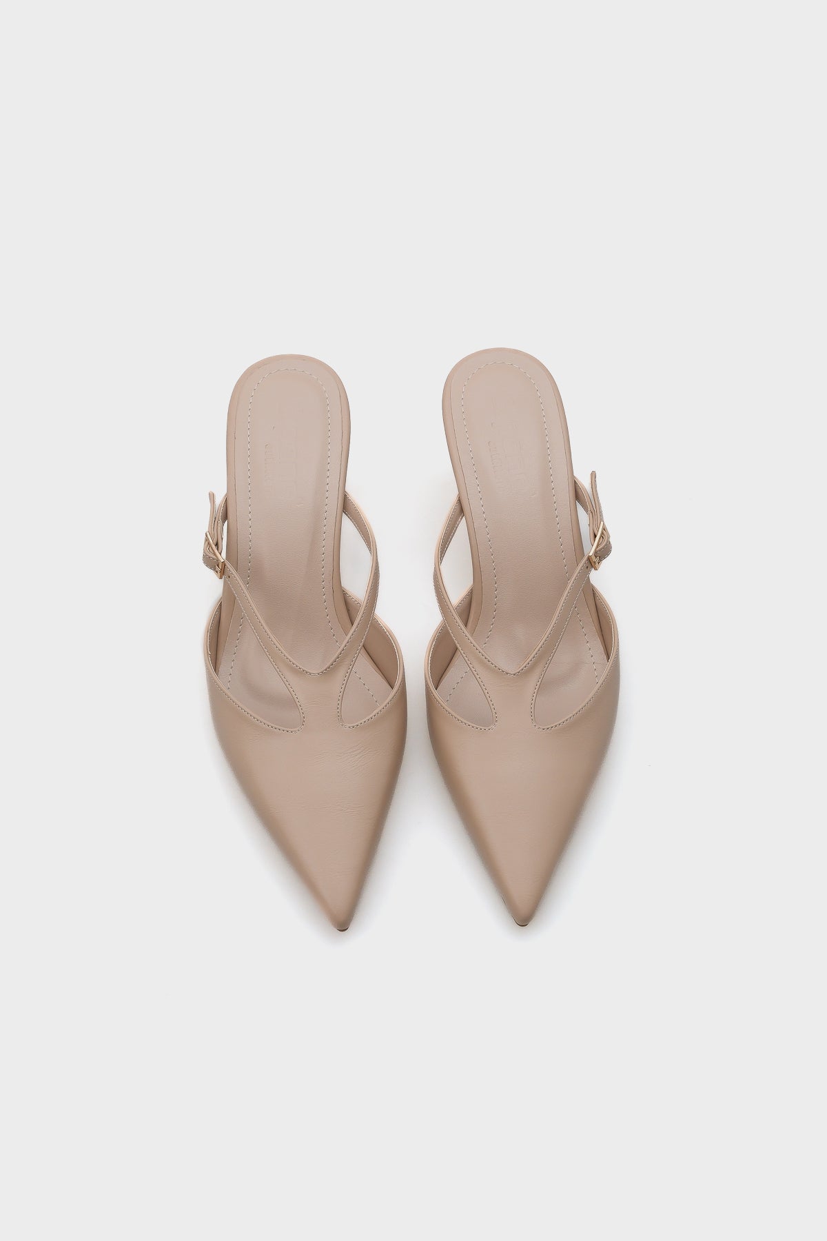 Lucie Orta Topuklu Sivri Burunlu Tokalı Kadın Burnu Kapalı Terlik