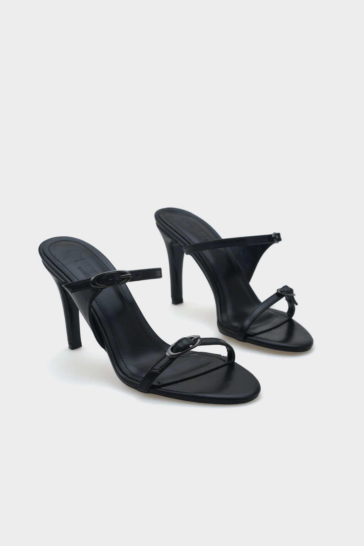 Lucky Topuklu Çift Bantlı Metalik Kadın Şık Terlik