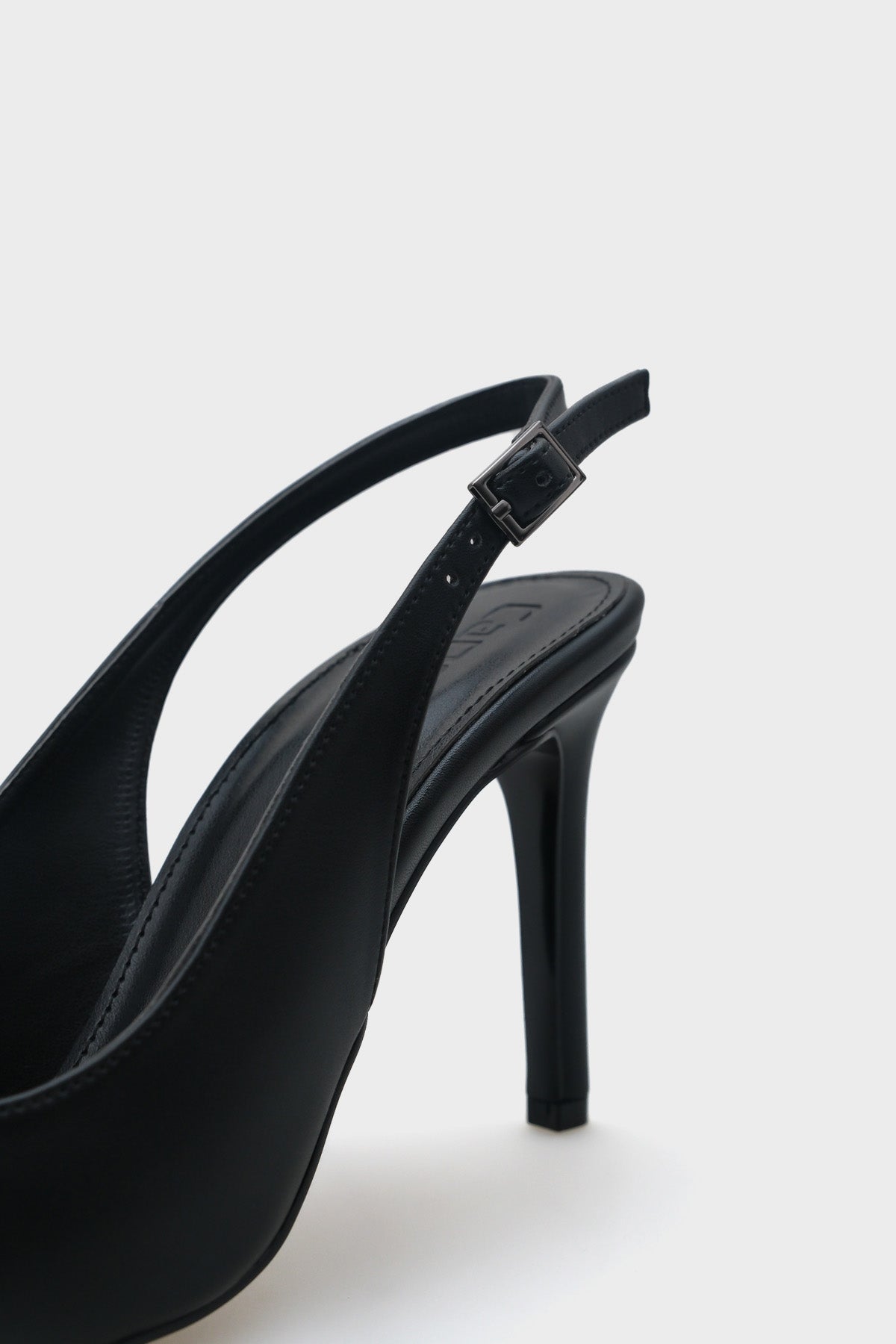 Helsa Hakiki Deri İç Astarlı Topuklu Arkası Açık Kadın Stiletto