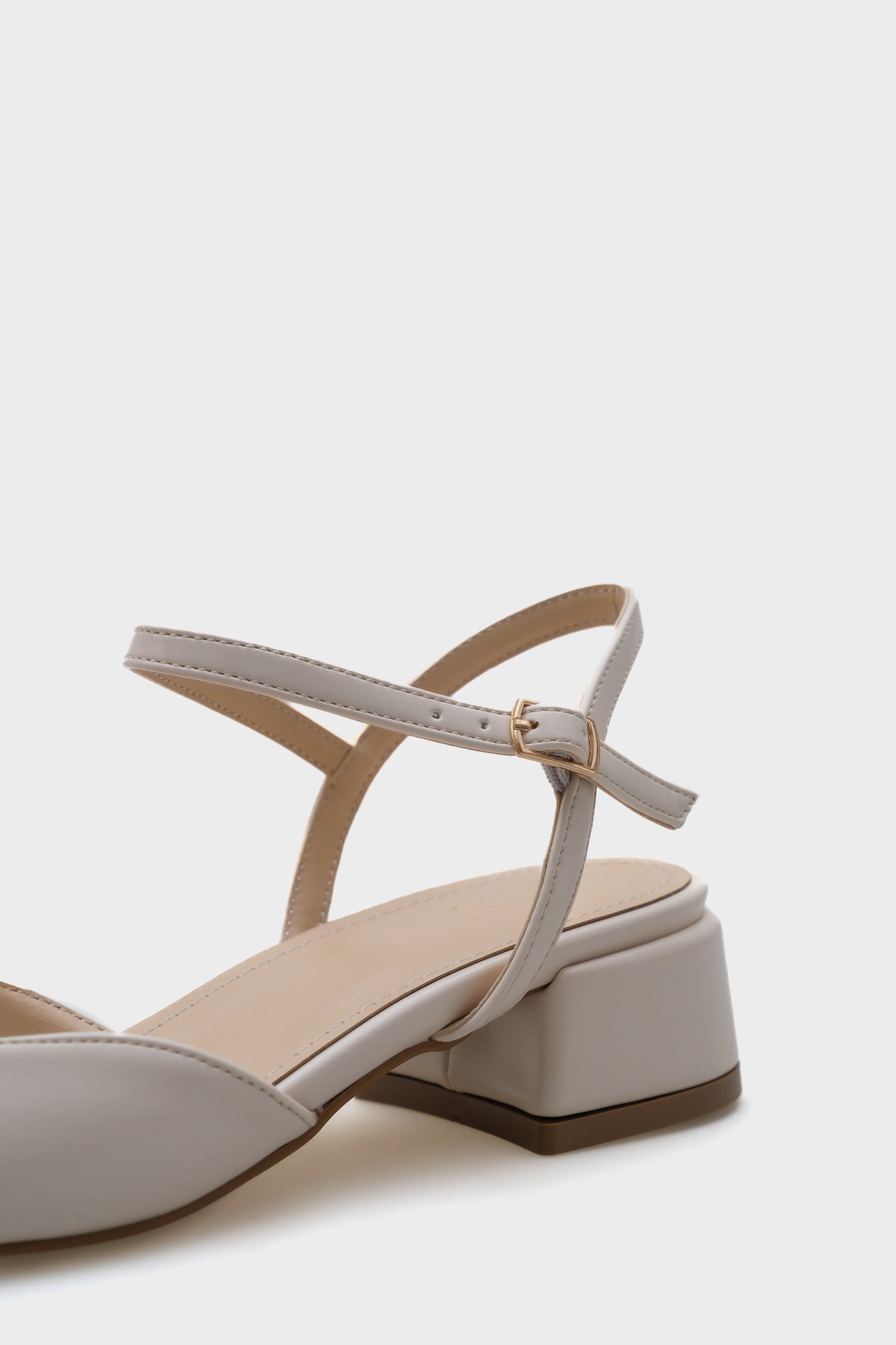 Randi  Arkası Açık  Tokalı Kısa Topuklu Kadın Ayakkabı